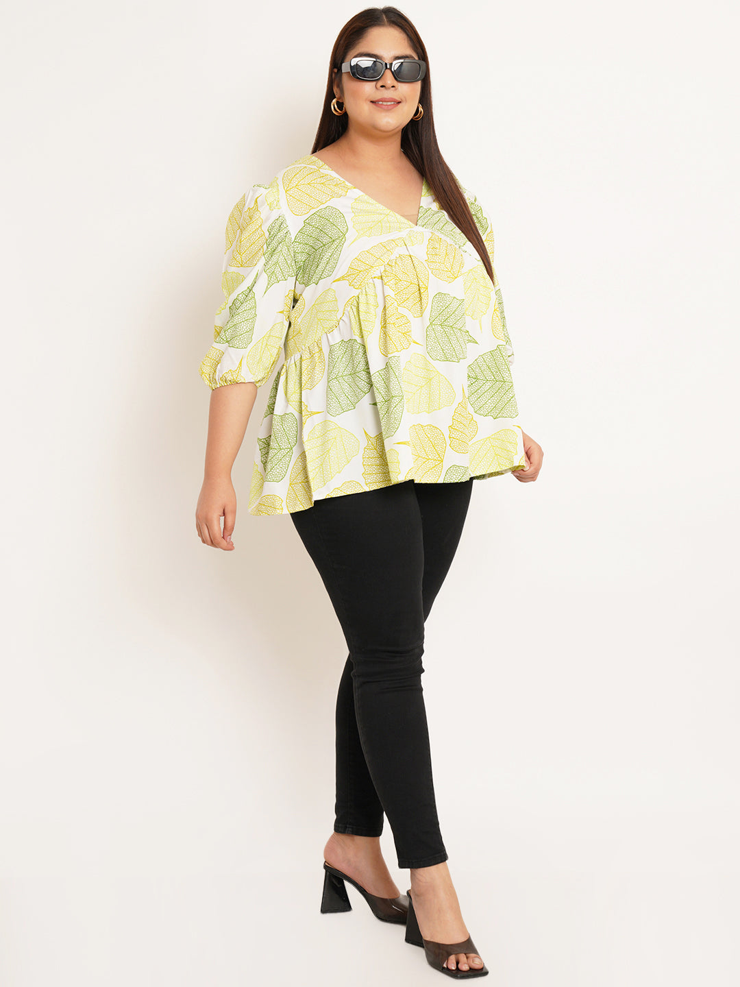 Women Plus Size Floral Printed V-Neck Top