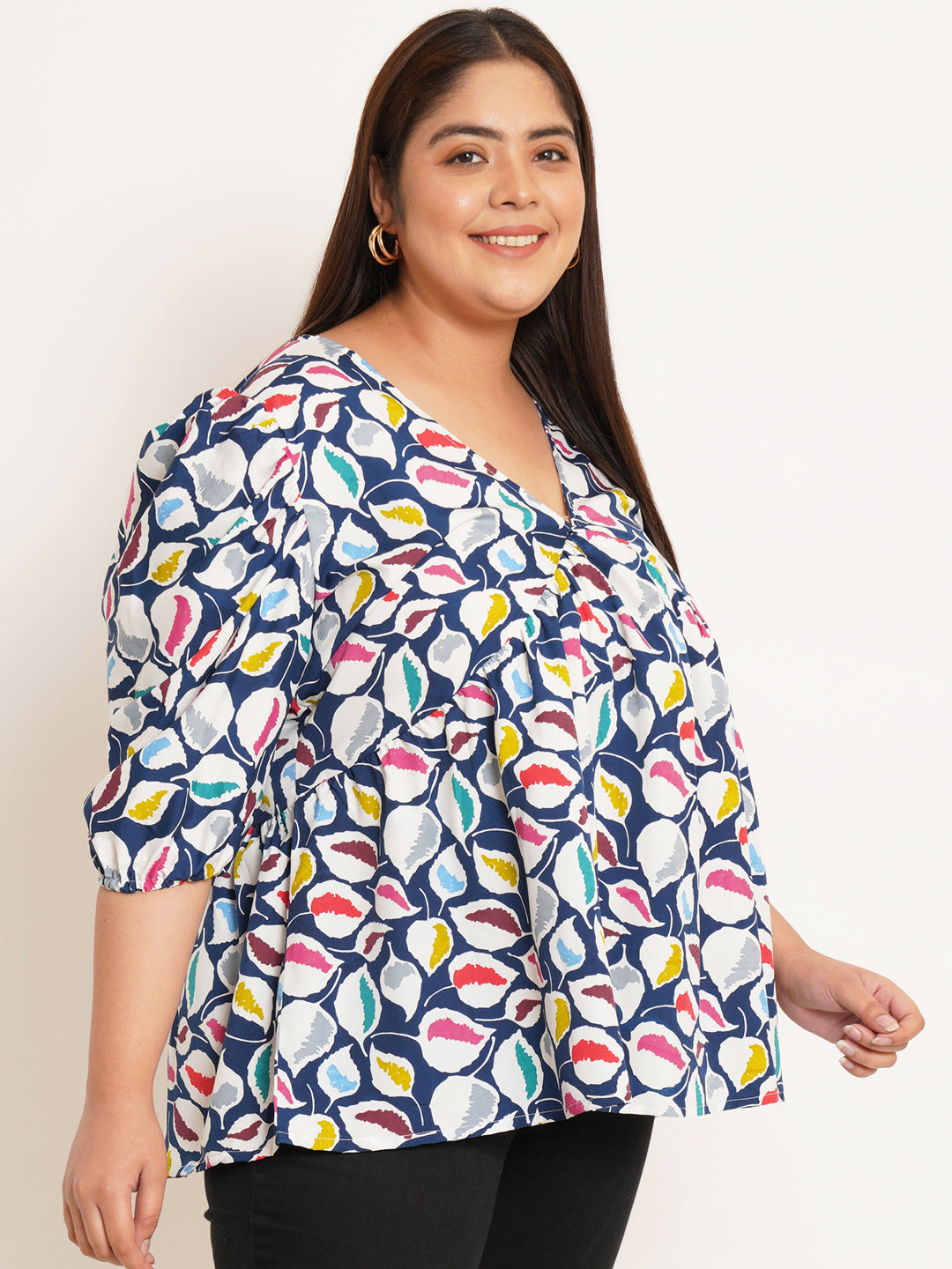Women Plus Size Floral Printed V-Neck Top