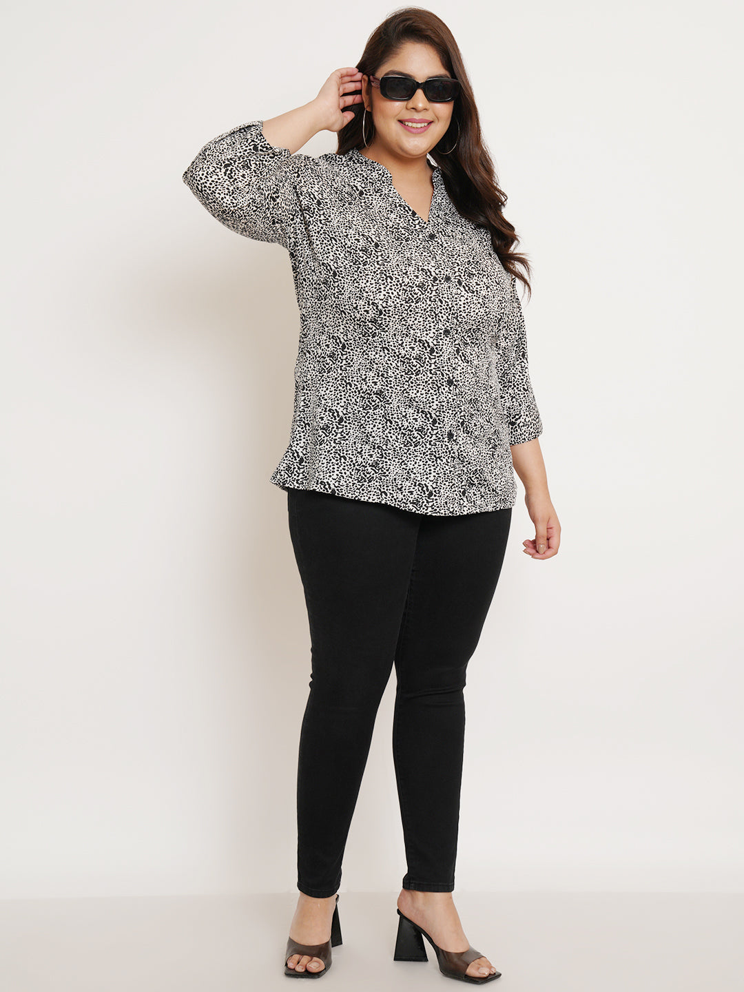 Women Plus Size Animal Printed Mandarin Collar Top