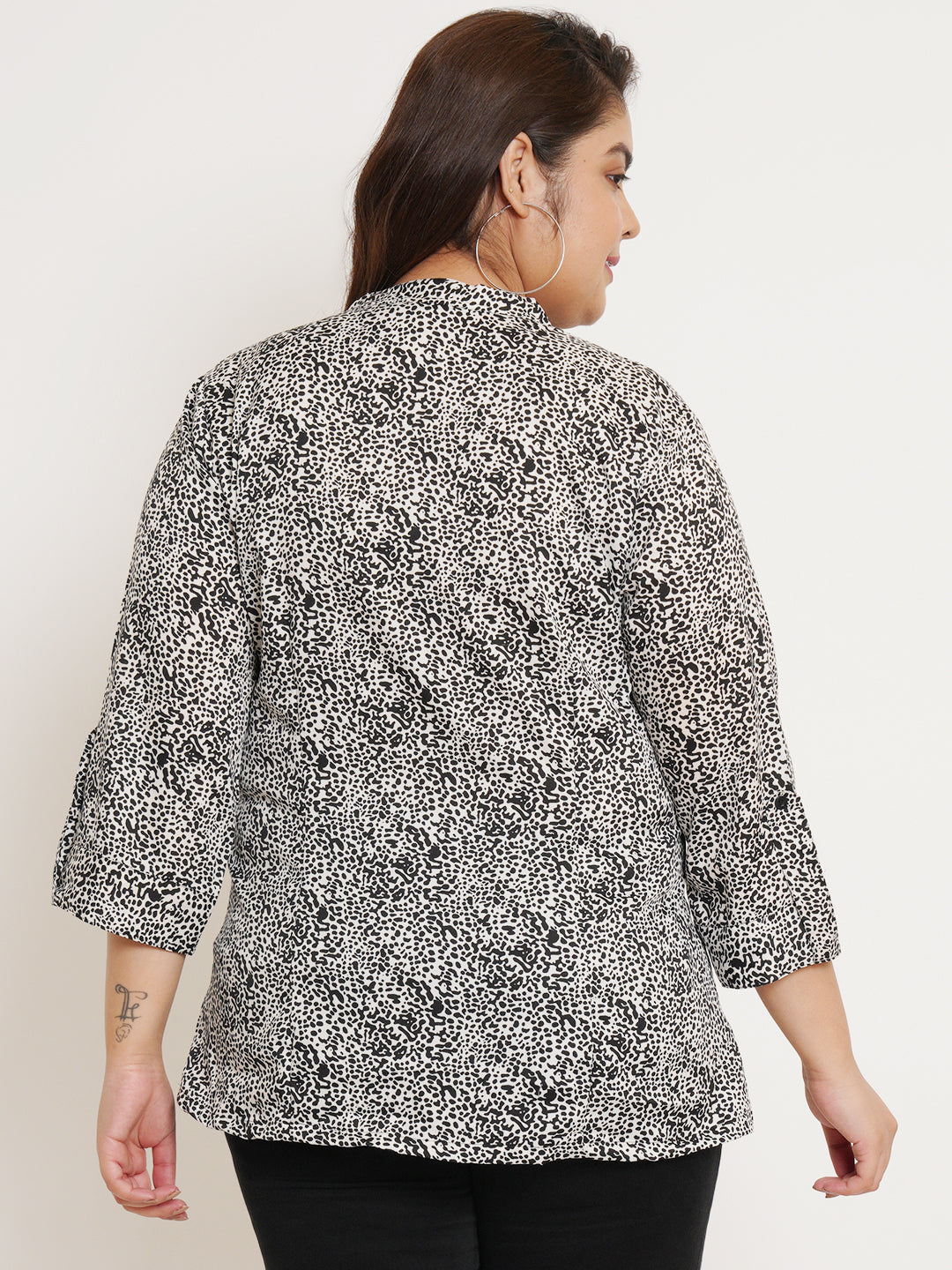 Women Plus Size Animal Printed Mandarin Collar Top