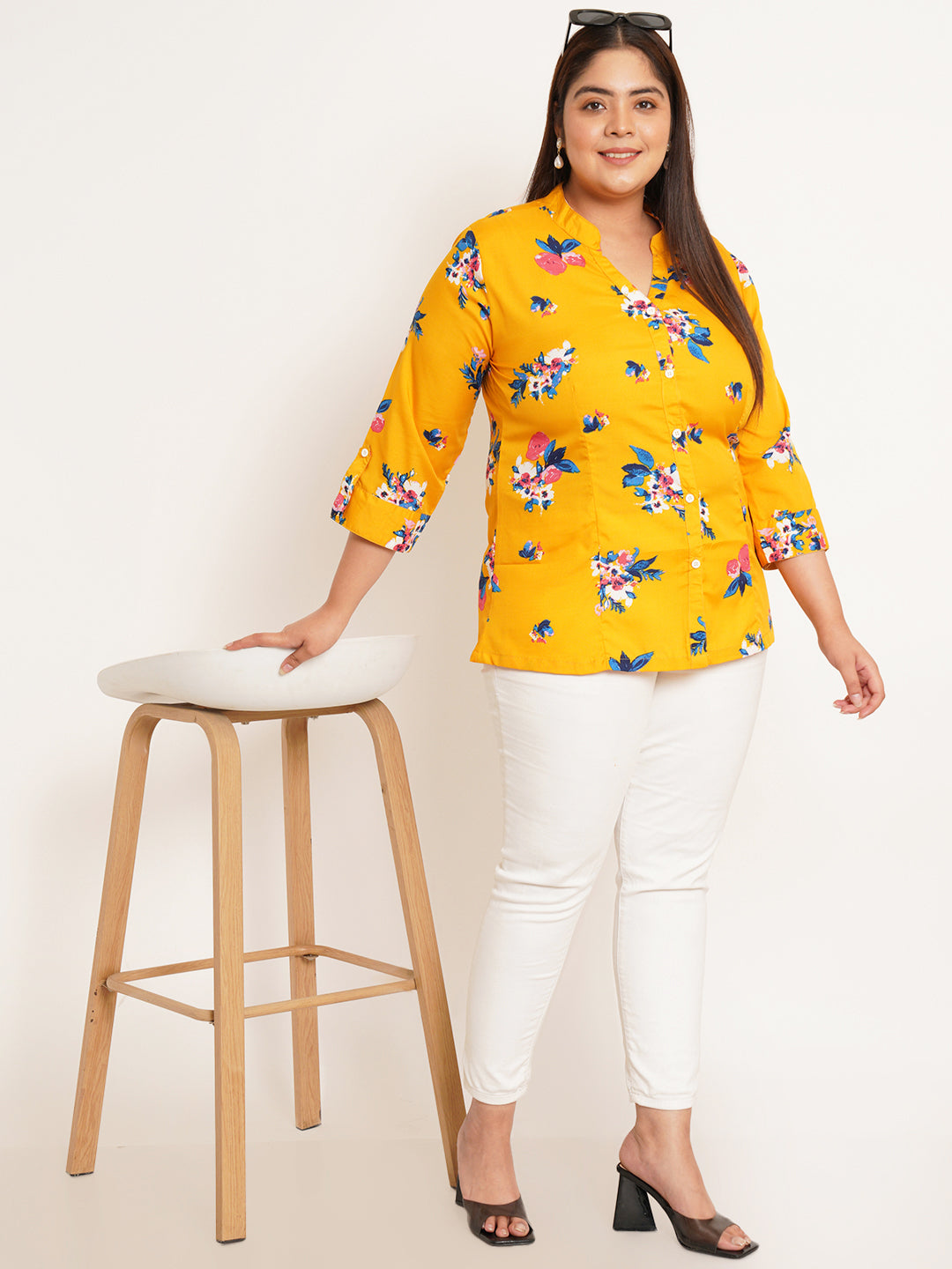 Women Plus Size Floral Printed Mandarin Collar Top