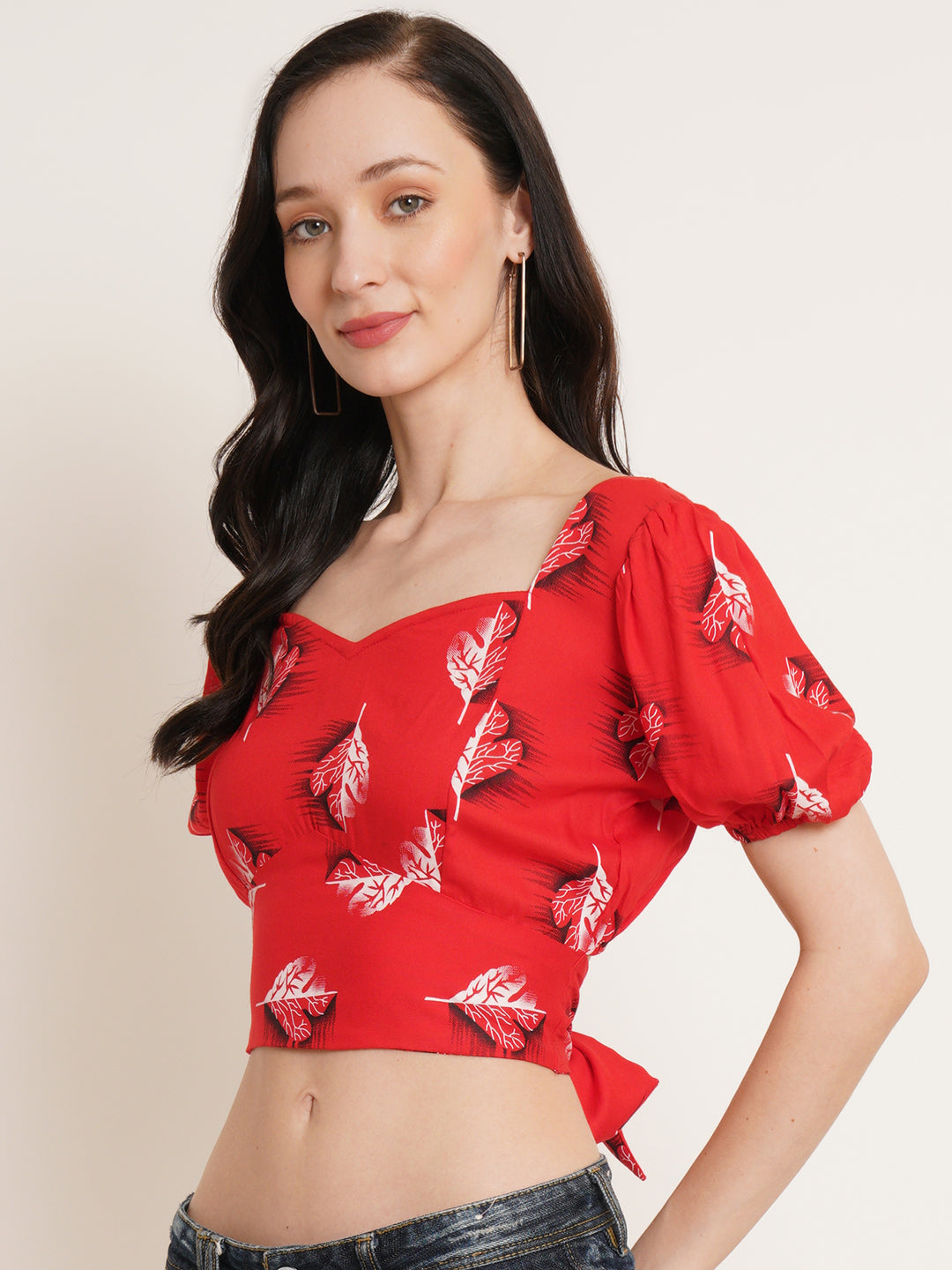 Women Red & White Conversational Printed Sweetheart Neck Puff Sleeves Crop Top