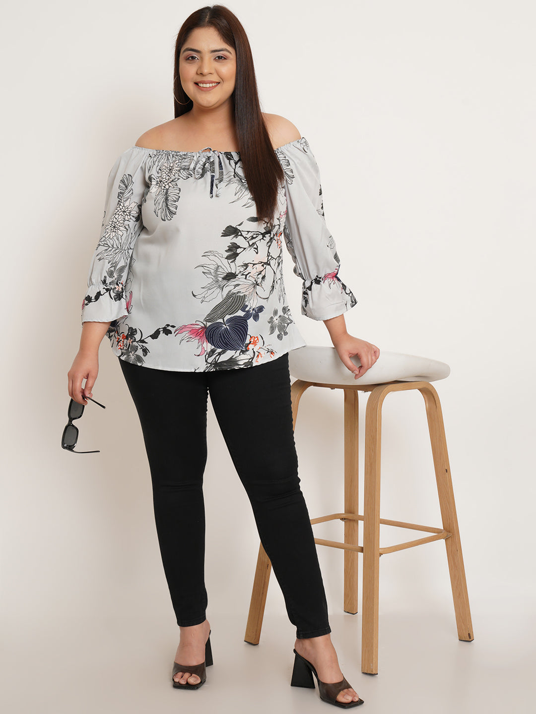 Women Plus Size Floral Printed Tie-Up Neck Crepe Top