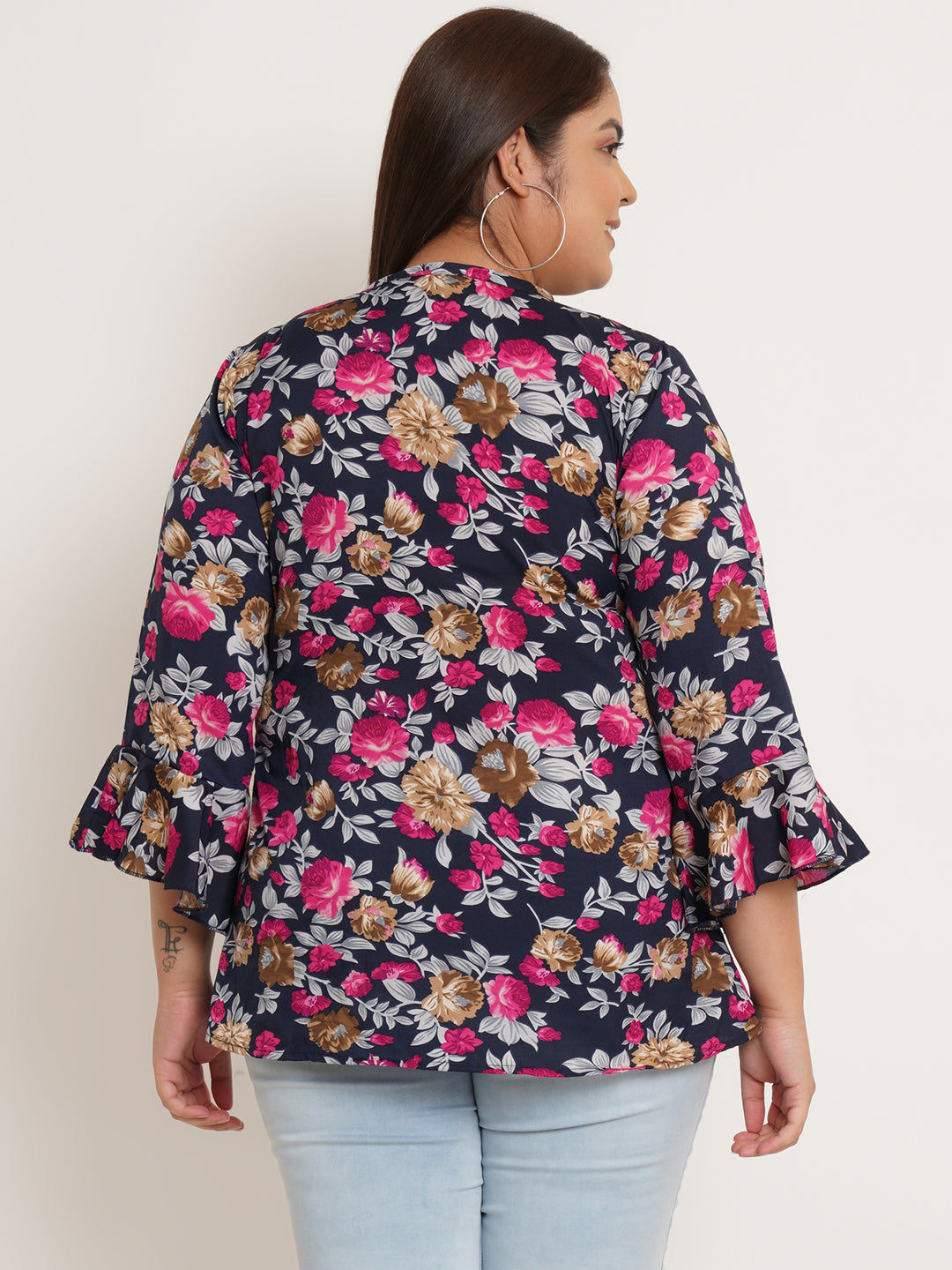 U&F Beyond Women Plus Size Floral Printed Bell Sleeve Crepe Top