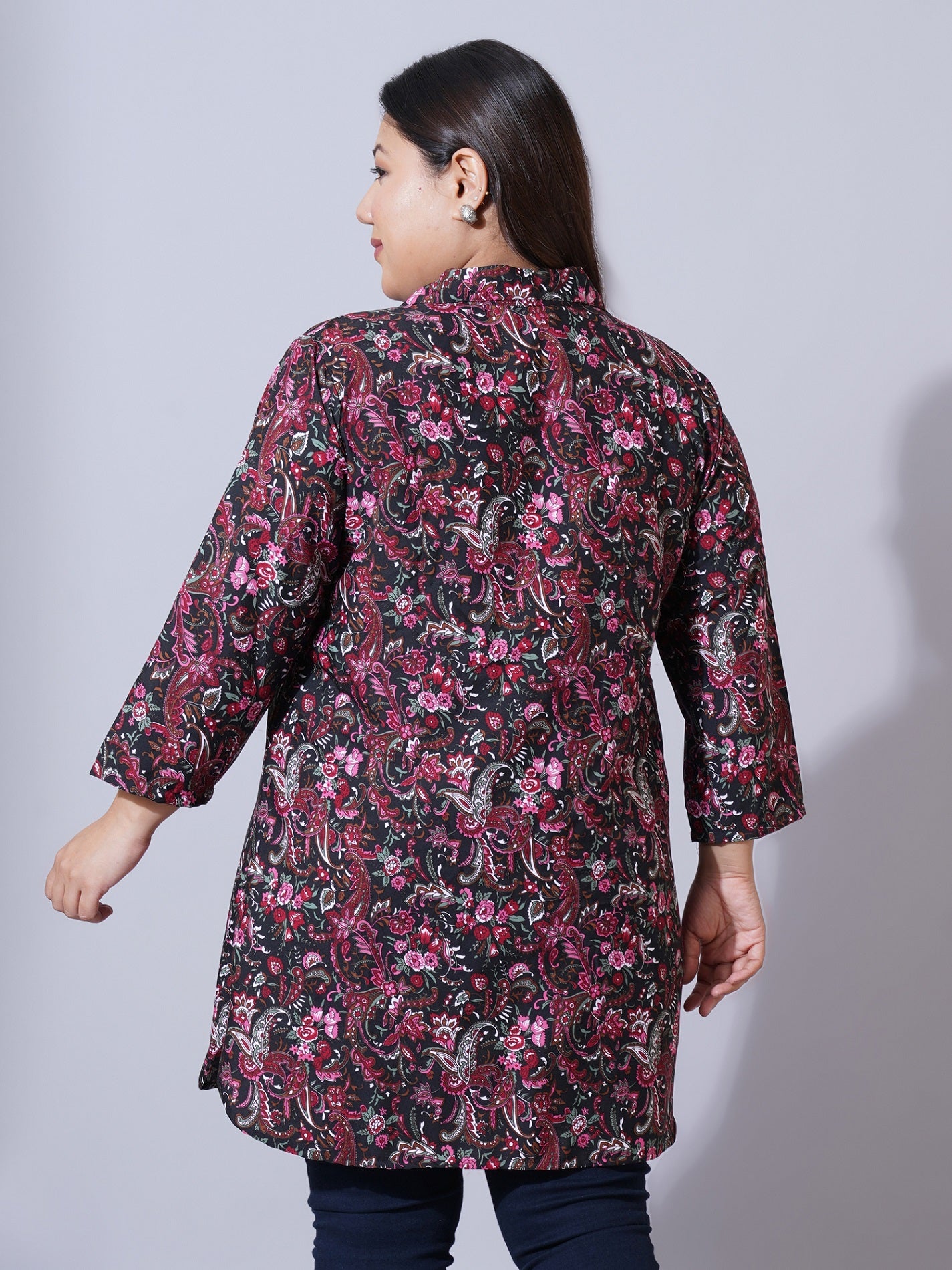 Women Plus Size Black Floral Printed Shirt Style Longline Top
