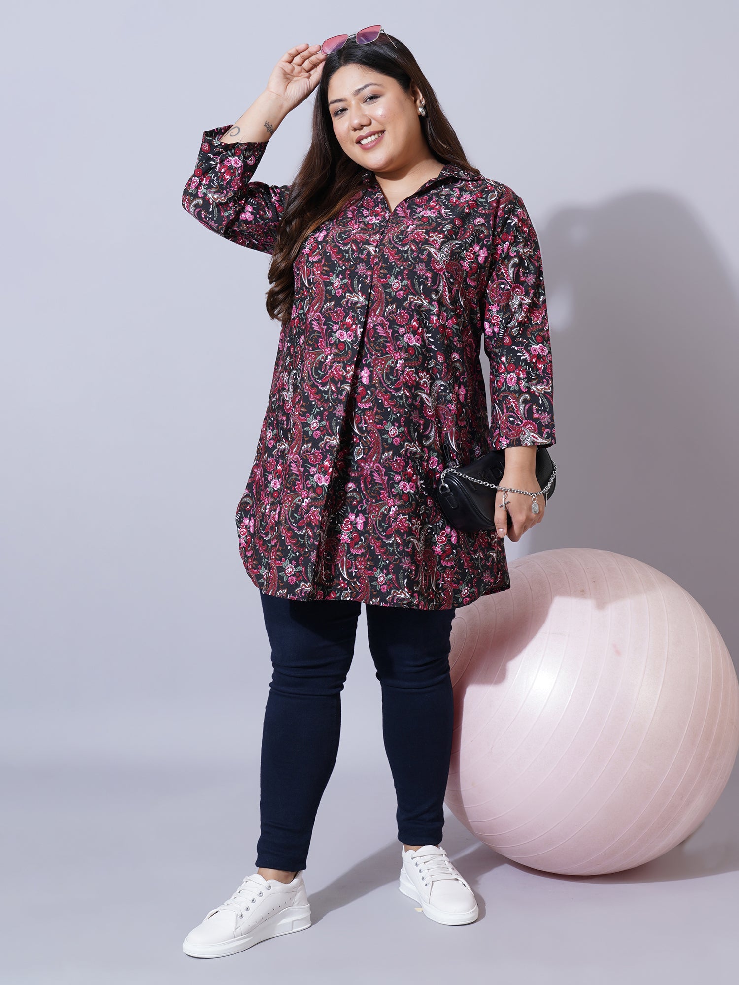 Women Plus Size Black Floral Printed Shirt Style Longline Top