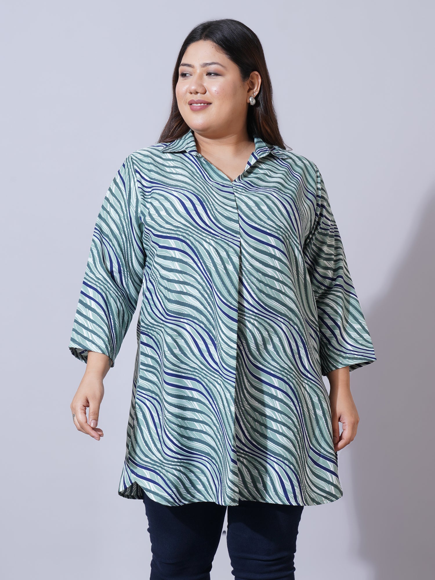 Women Plus Size Blue Animal Printed Shirt Style Longline Top