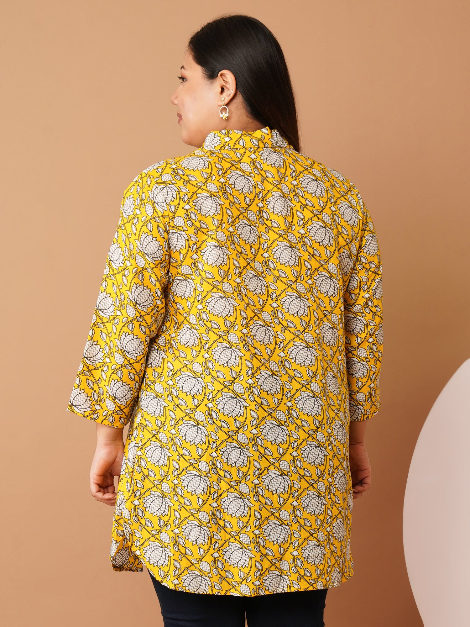 U&F Beyond Plus Size Yellow Floral Printed Longline Shirt Style Top