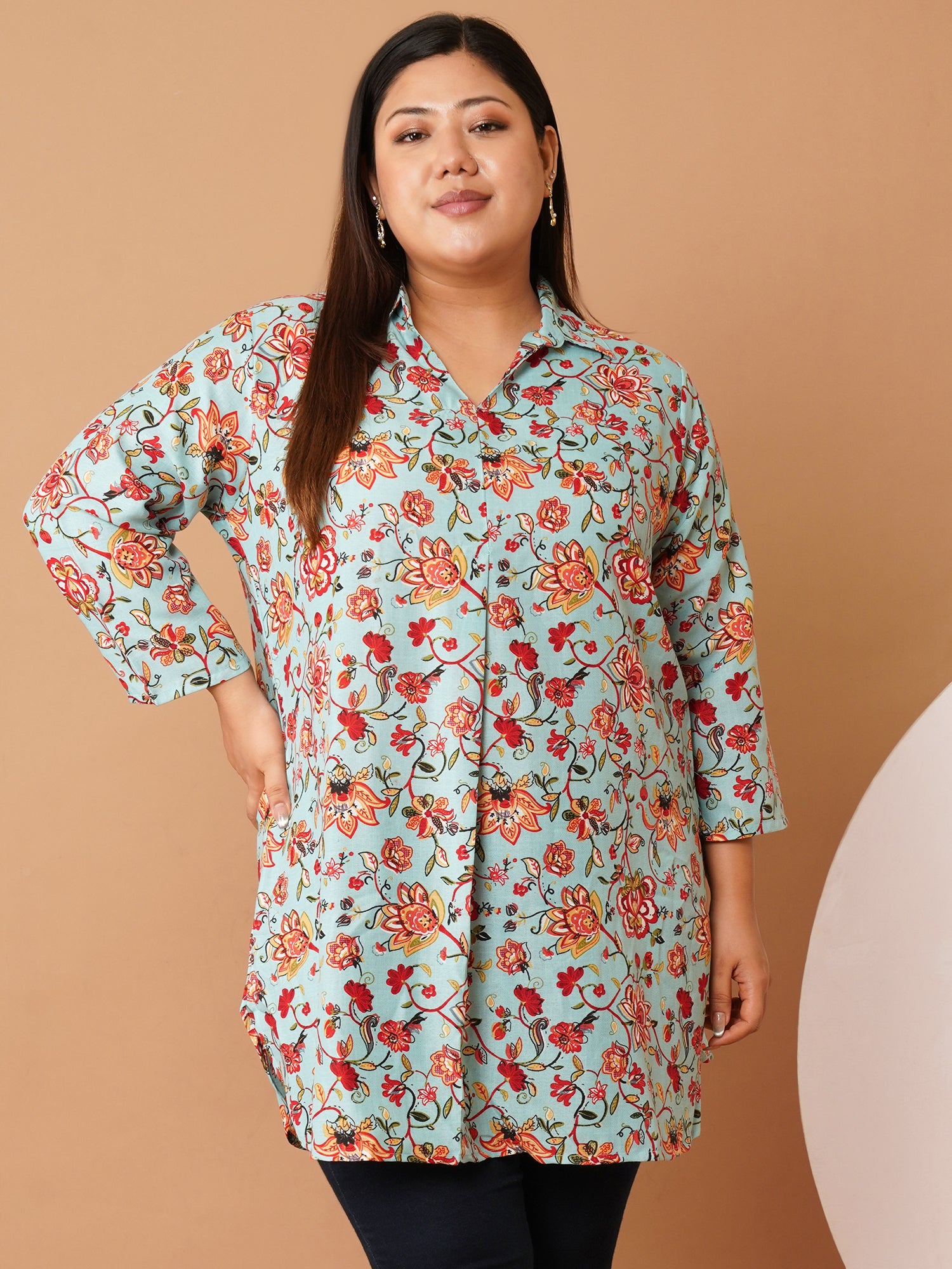 U&F Beyond Plus Size Green Floral Printed Longline Shirt Style Top