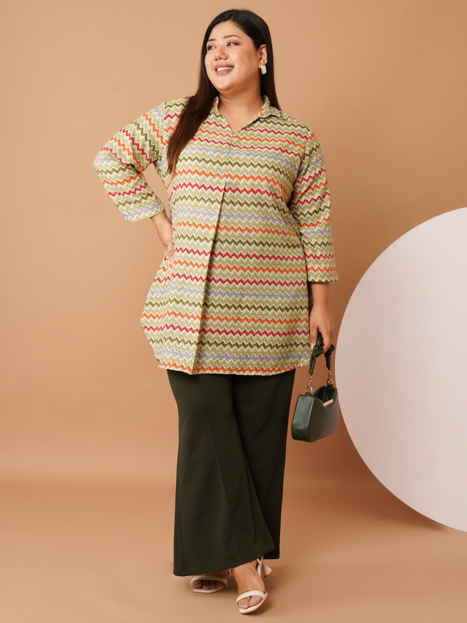 U&F Beyond Green Crepe Zig-Zag Printed Longline Shirt Style Top