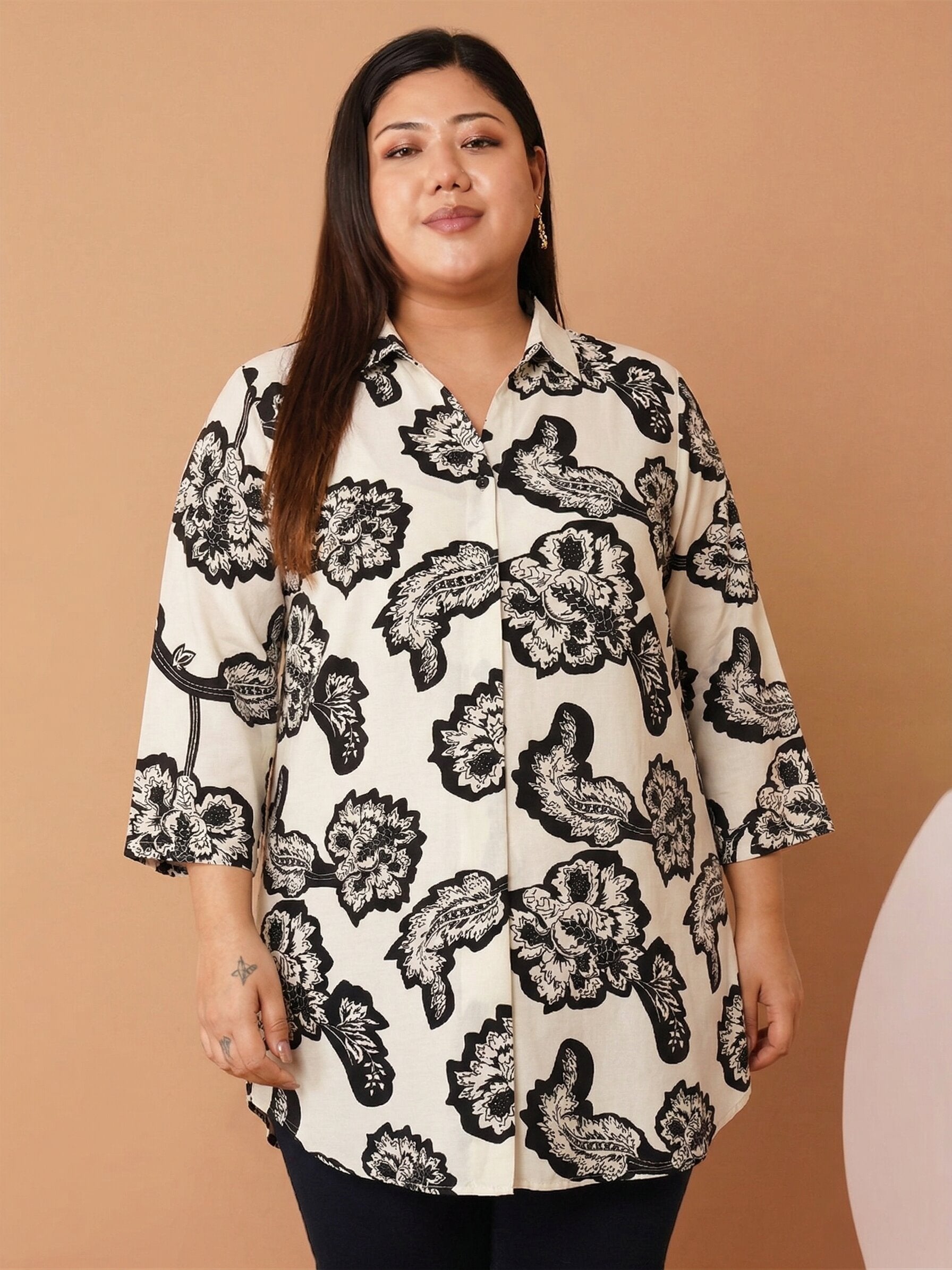 U&F Beyond Women`s Plus Size Black & White Monochrome Bloom Cotton Printed Shirt Style Top