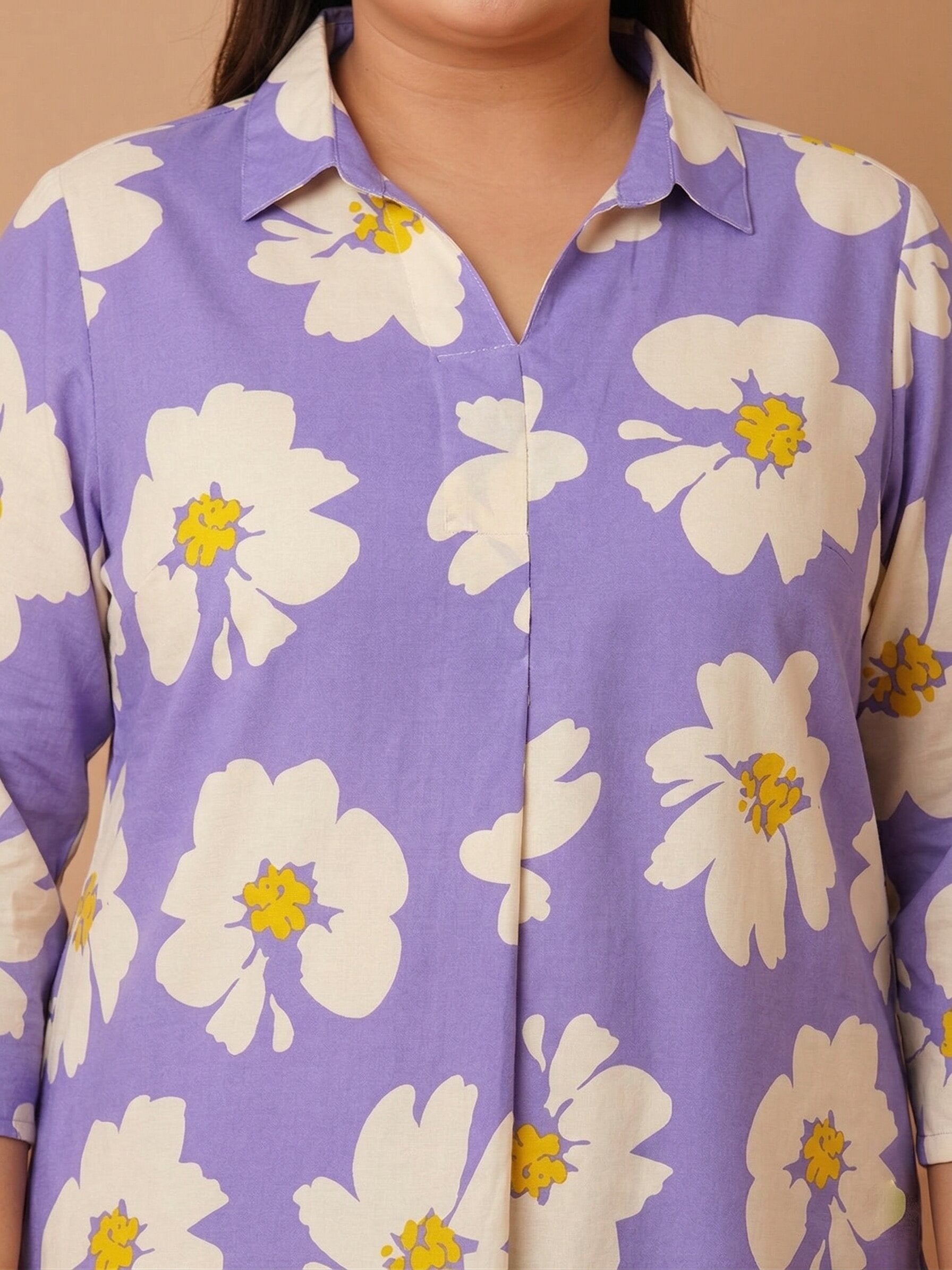 U&F Beyond Women`s Plus Size Lavender Blossom Cotton Printed Shirt Style Top