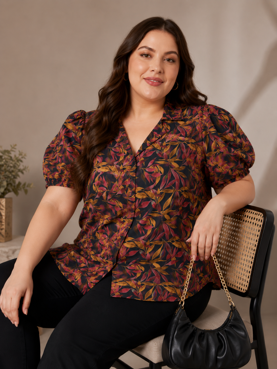 U&F Beyond Black Multi Floral Printed Puff Sleeve Plus Size Top