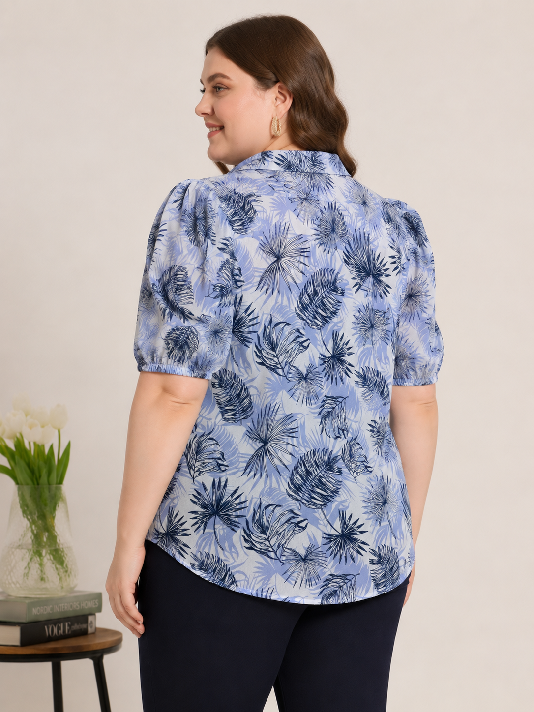 U&F Beyond Blue Tropical Leaf Printed Puff Sleeve Plus Size Top