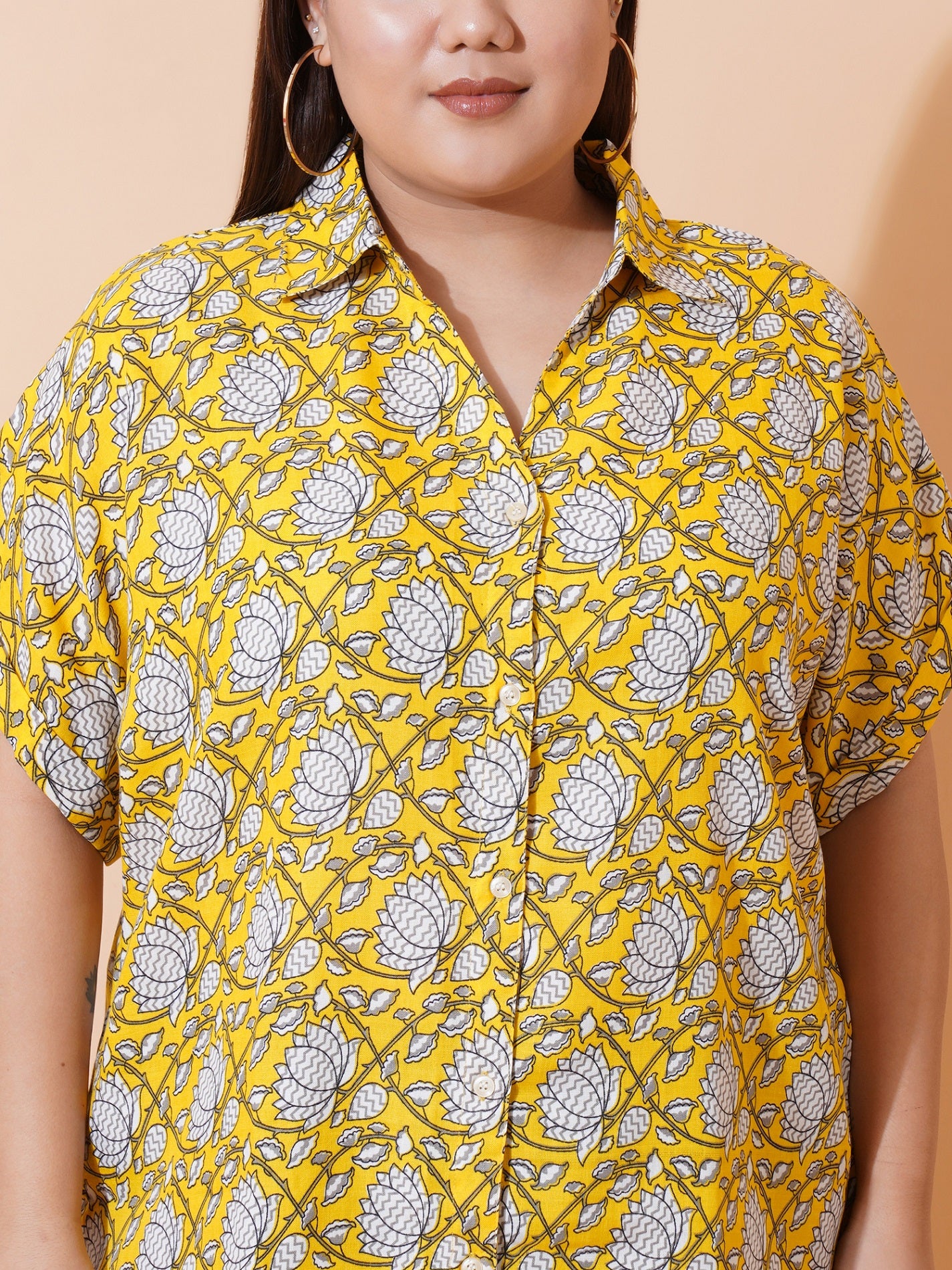 Women Plus Size Relaxed Floral Opaque Printed Casual Shirt