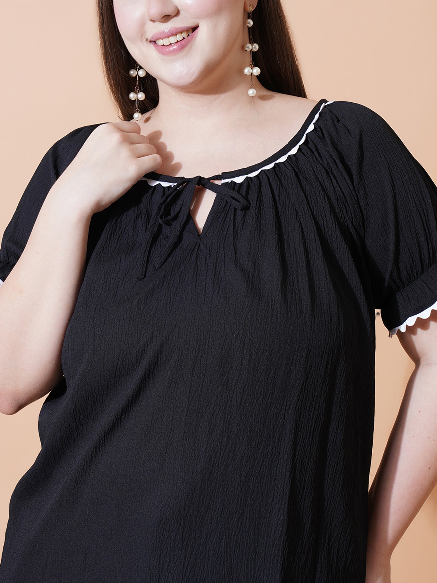 Women Plus Size Tie-Up Neck Puff Sleeves Crepe Top