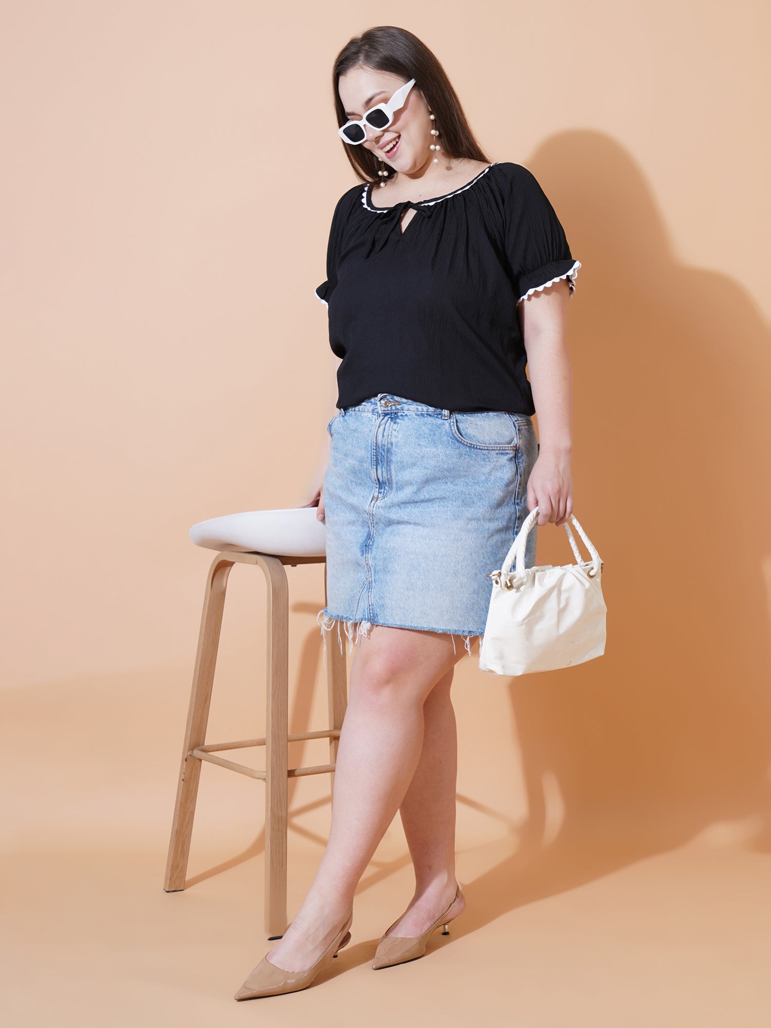 Women Plus Size Tie-Up Neck Puff Sleeves Crepe Top