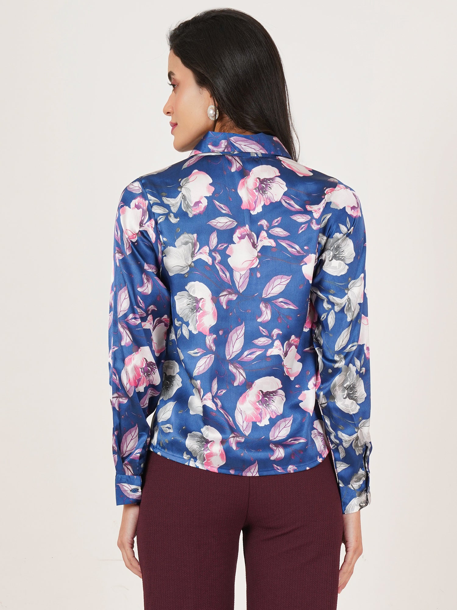 U&F Women Original Slim Fit Floral Opaque Printed Casual Shirt