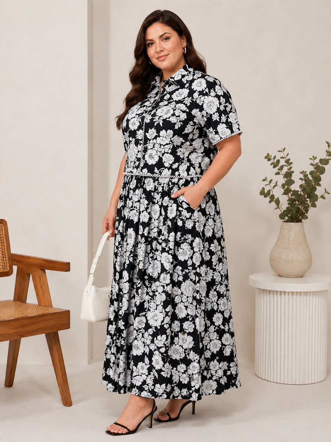 U&F Beyond Women Plus Size Black & White Floral Printed Top & Maxi Skirt Co-Ord Set