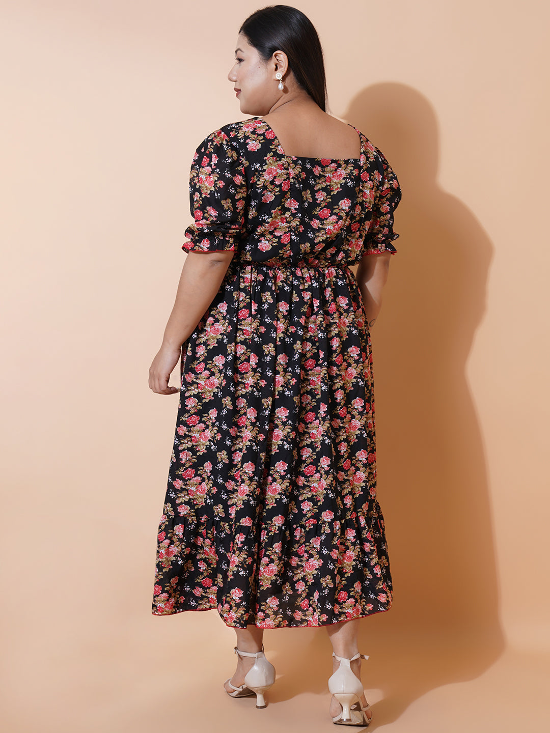 Women Plus size Georgette Sweetheart Neck Puff Sleeves Tiered Maxi Dress