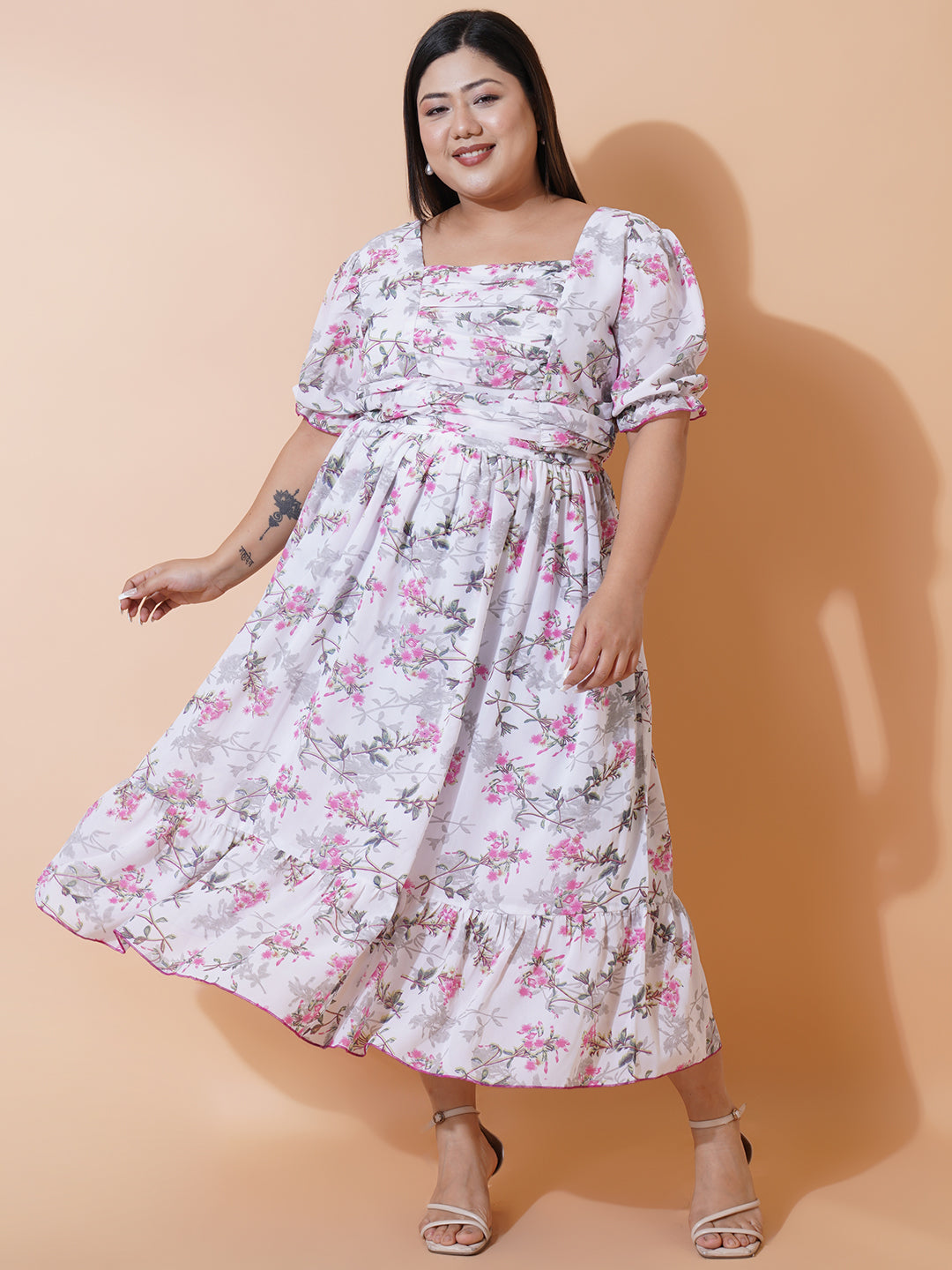 Women Plus size Georgette Sweetheart Neck Puff Sleeves Tiered Maxi Dress