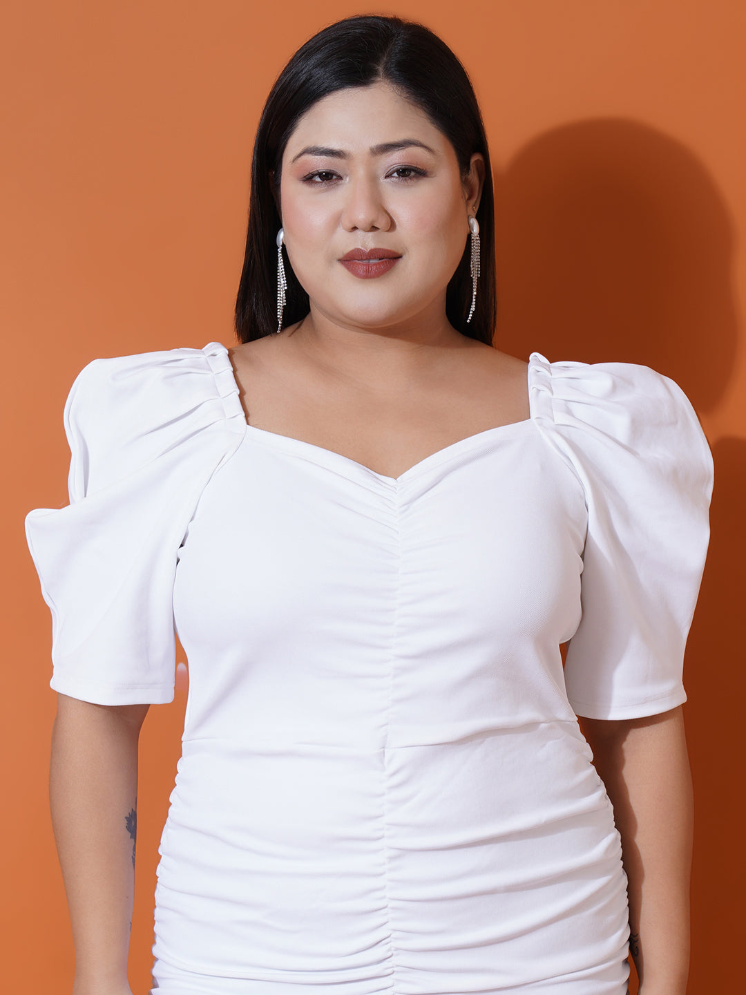 Women Plus size White Sweetheart Neck Puff Sleeves Scuba Bodycon Dress
