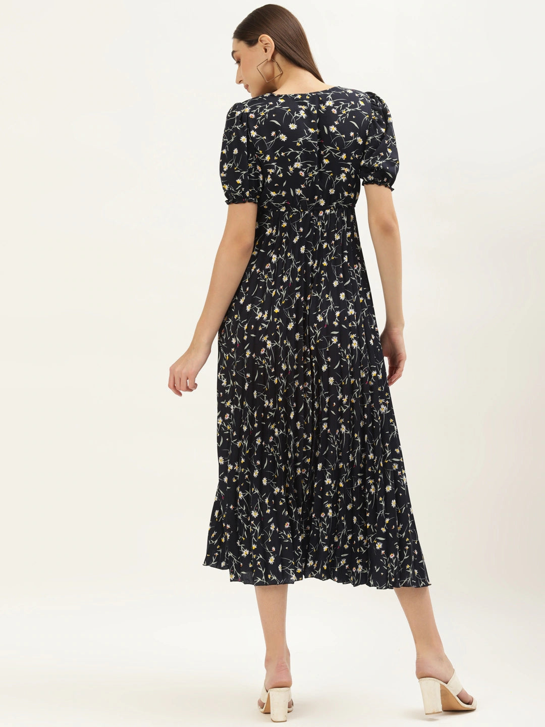 Women Blue Floral Crepe Midi Dress