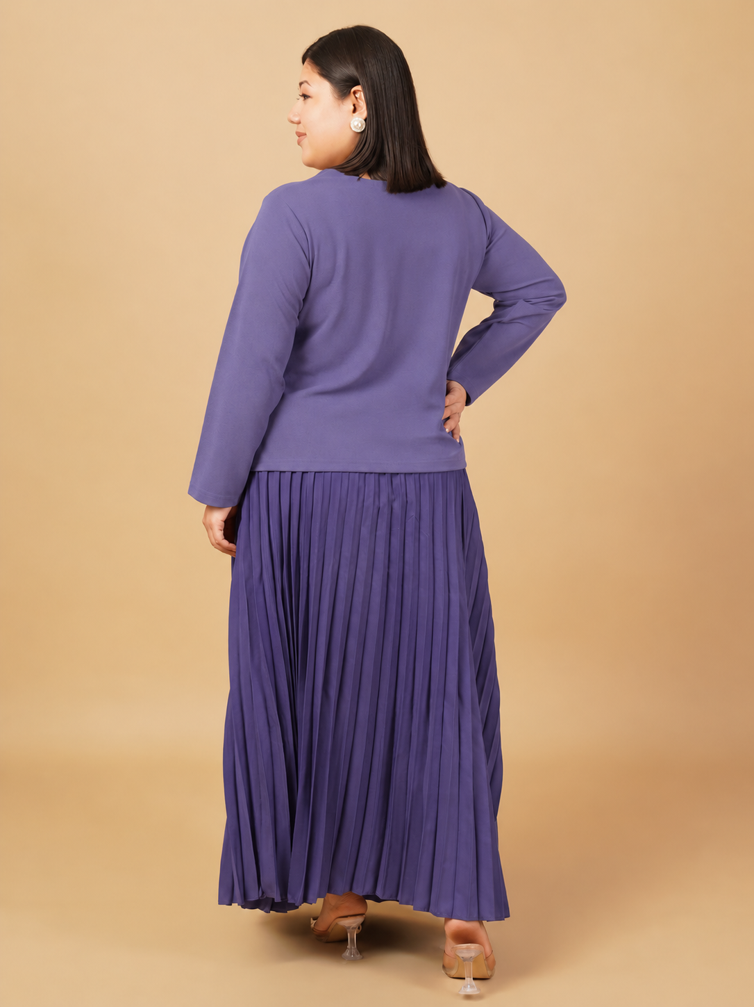U&F Beyond Plus Size Purple Solid Square Neck Button-Front Pleated Co-ord Set