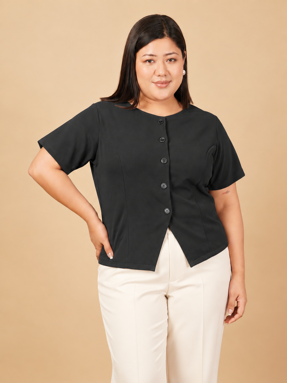 U&F Beyond Plus Size Midnight Classic Button-Front Top