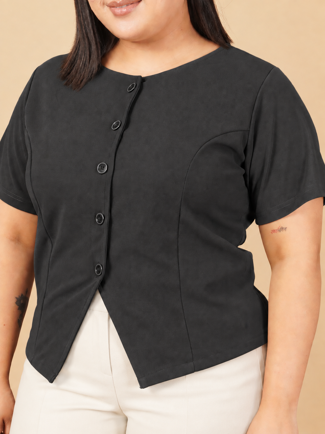 U&F Beyond Plus Size Midnight Classic Button-Front Top