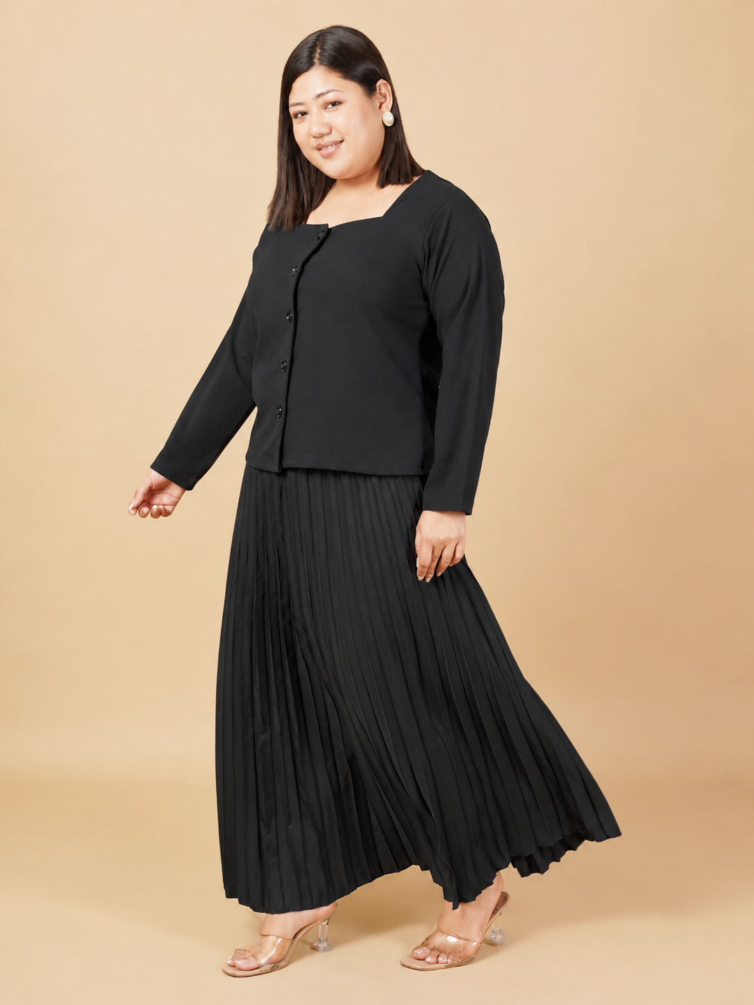 U&F Beyond Black Plus Size Pleated Grace Co-ord Set