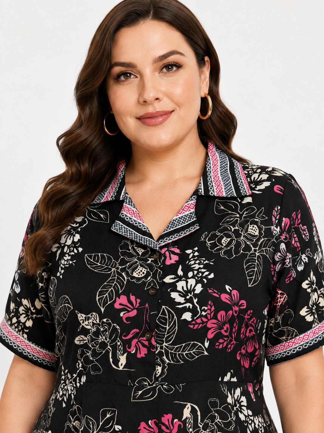 U&F Beyond Plus Size Black Floral Printed Fit & Flare Midi Dress