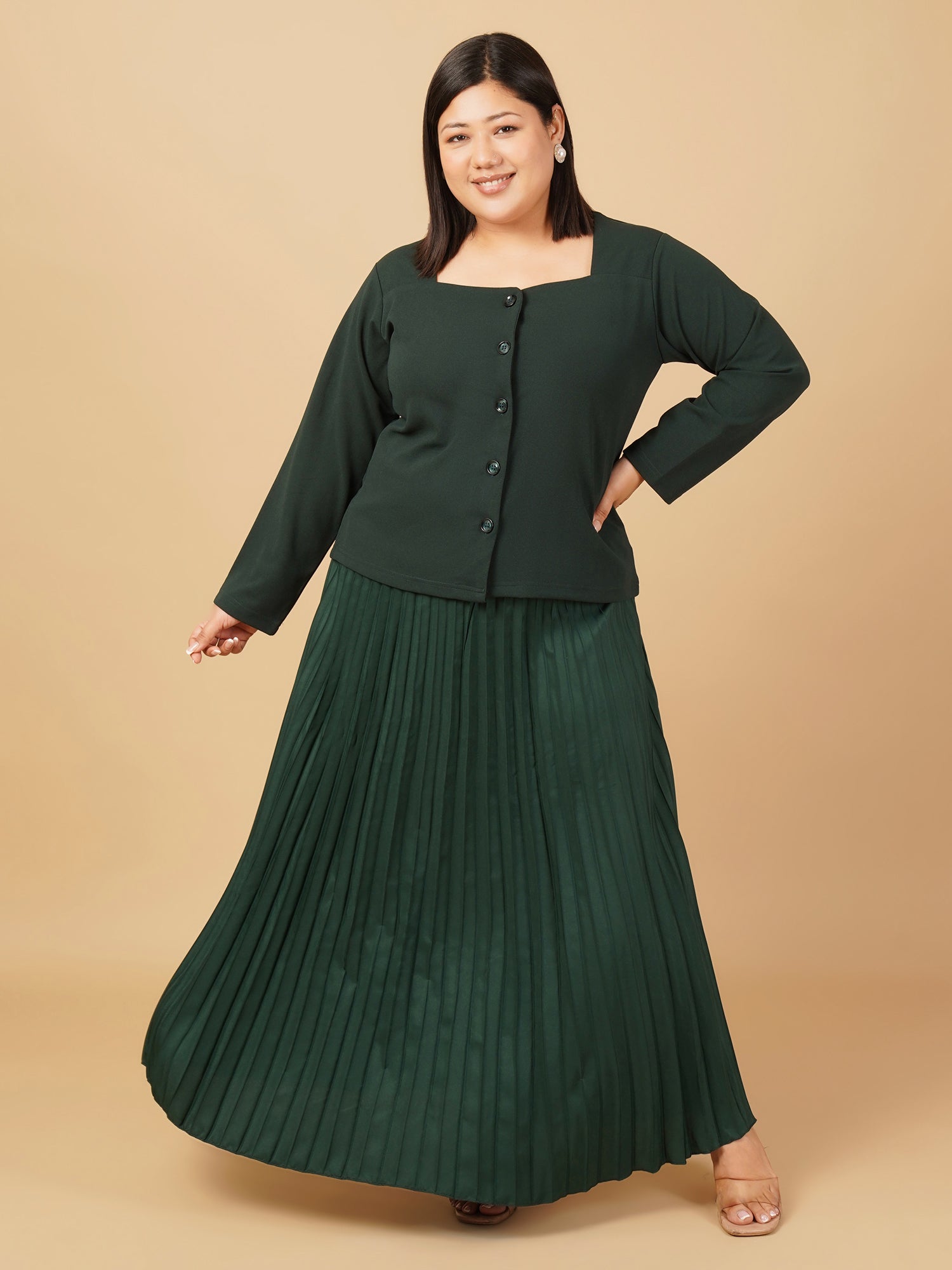 U&F Beyond Plus Size Emerald Grace Pleated Co-ord Set