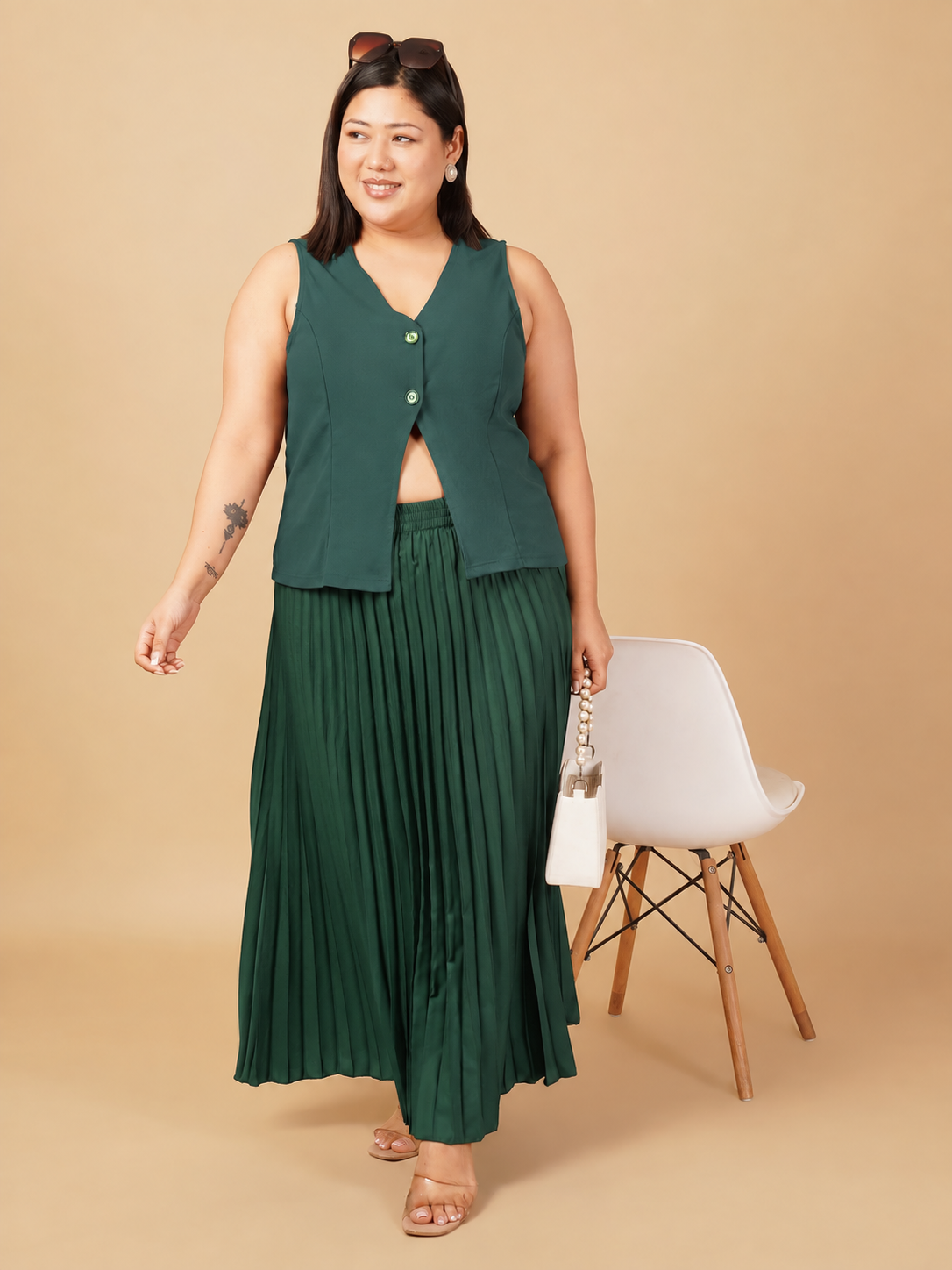 U&F Beyond Plus Size Emerald Pleated Co-Ord Set