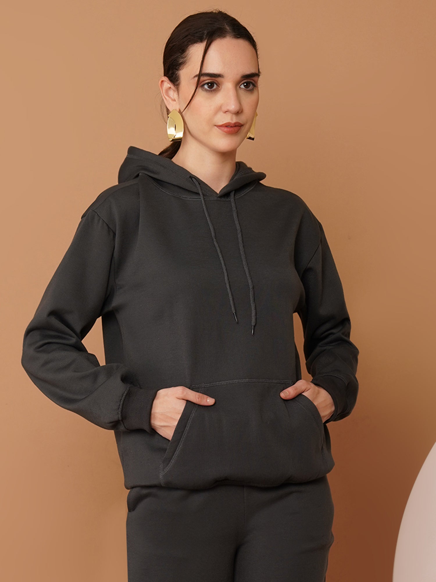 U&F Women’s Black Pullover Hoodie – Soft Touch, Breathable Polyester Cotton Sweatshirt (S–XL)