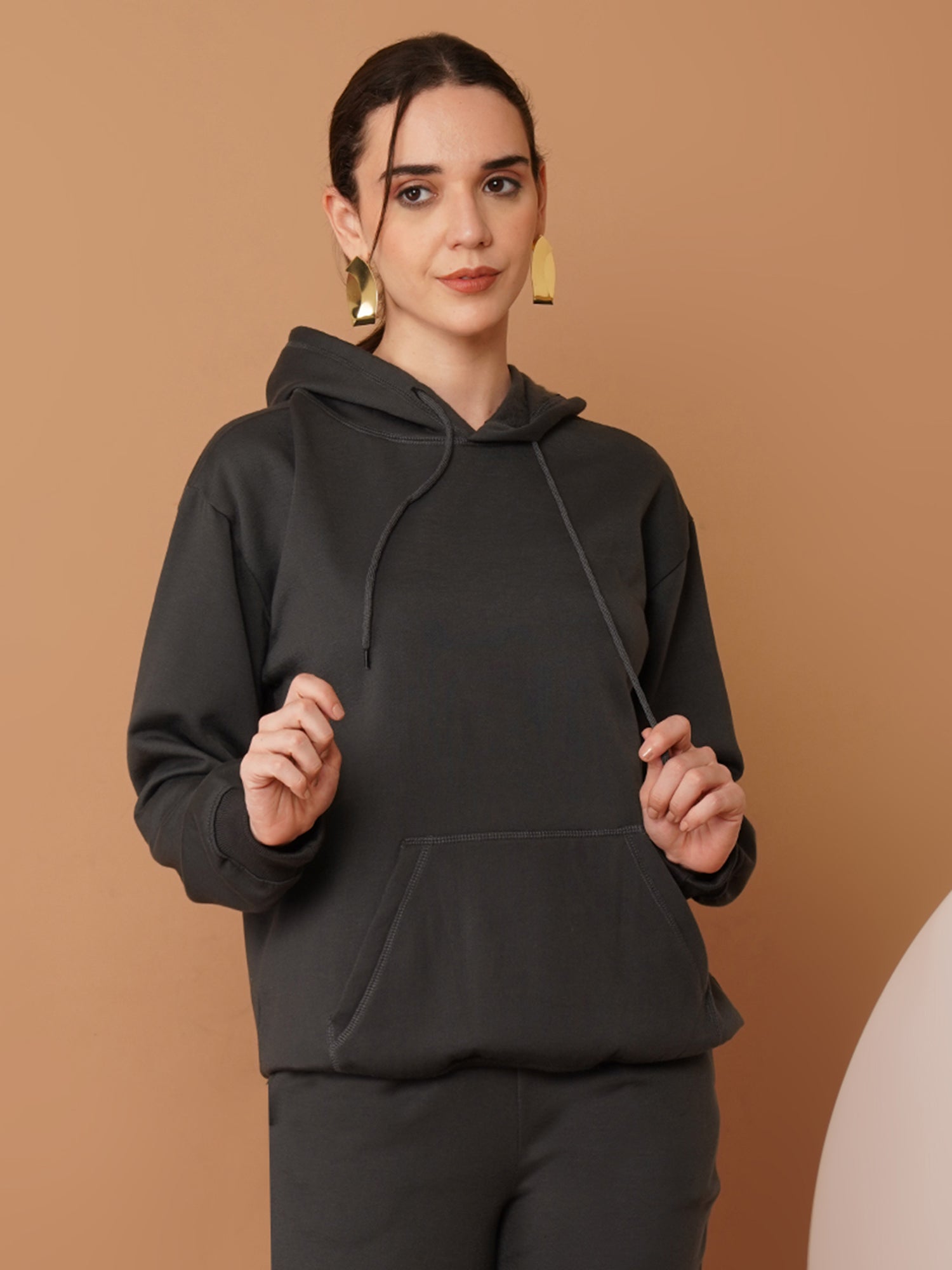 U&F Women’s Black Pullover Hoodie – Soft Touch, Breathable Polyester Cotton Sweatshirt (S–XL)