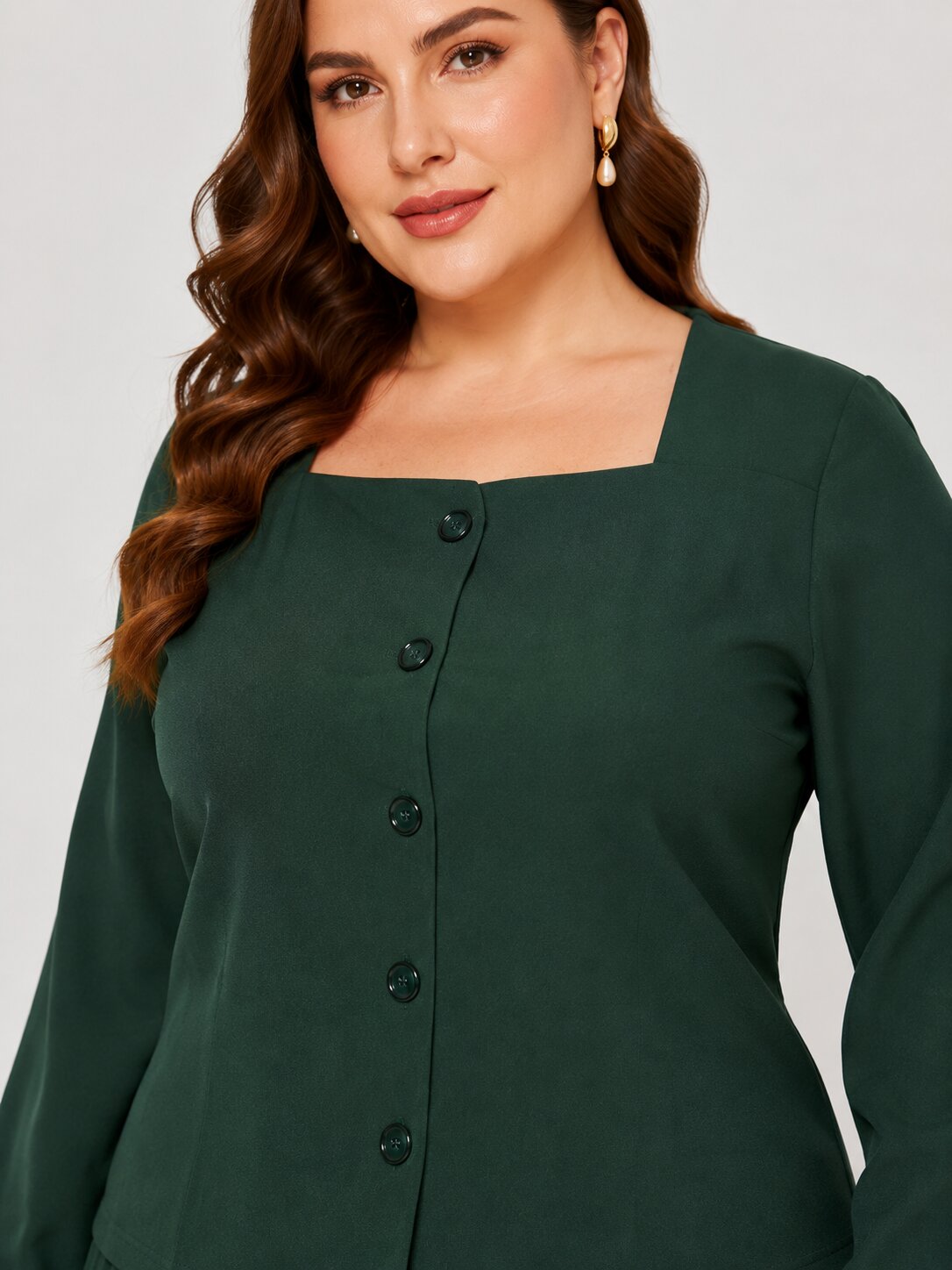 U&F Beyond Plus Size Emerald Grace Pleated Co-ord Set
