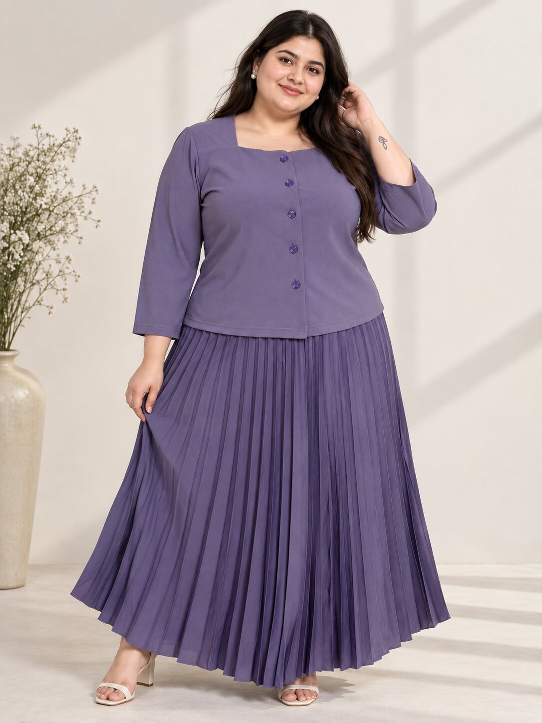 U&F Beyond Plus Size Purple Solid Square Neck Button-Front Pleated Co-ord Set