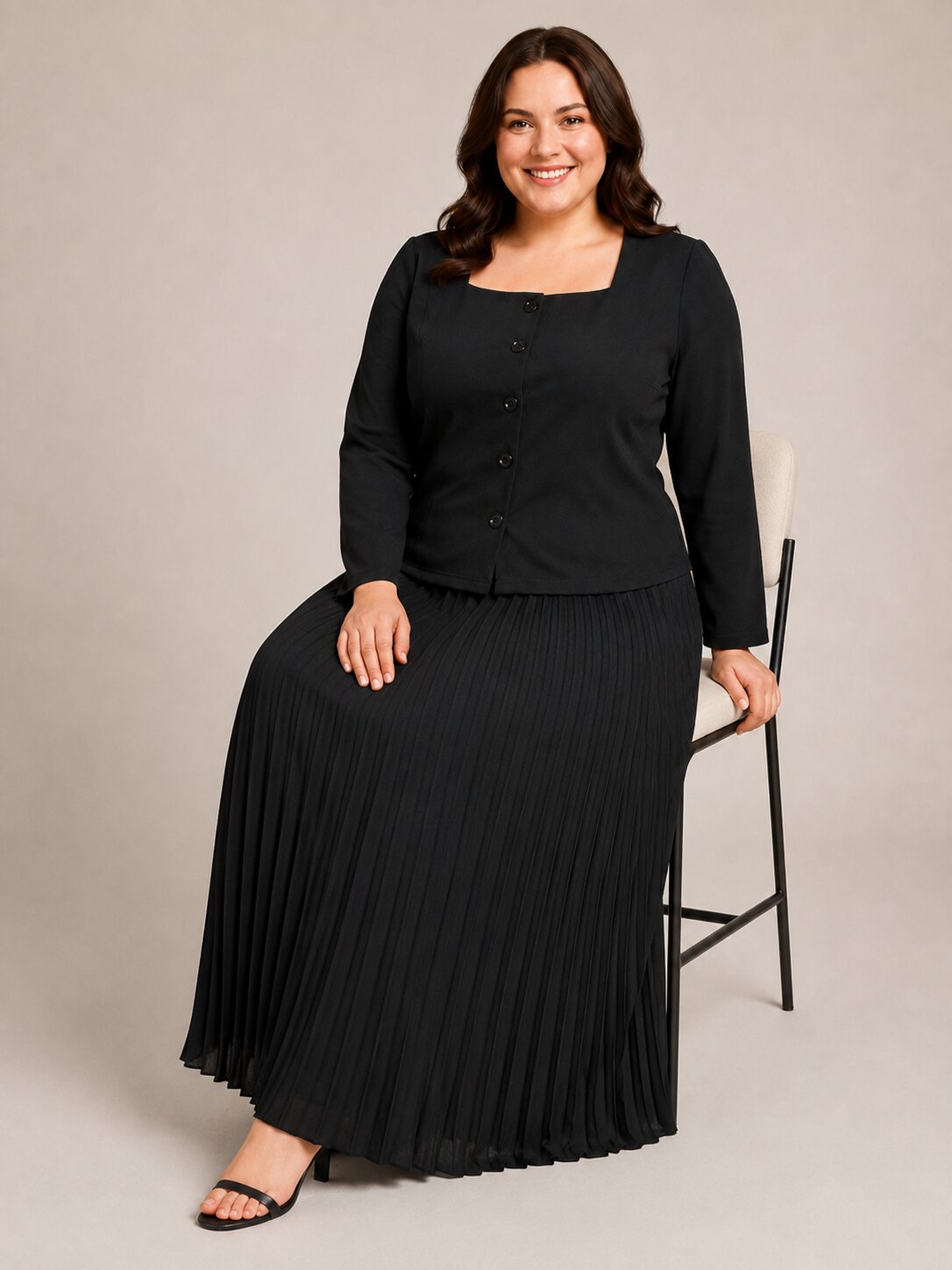 U&F Beyond Black Plus Size Pleated Grace Co-ord Set