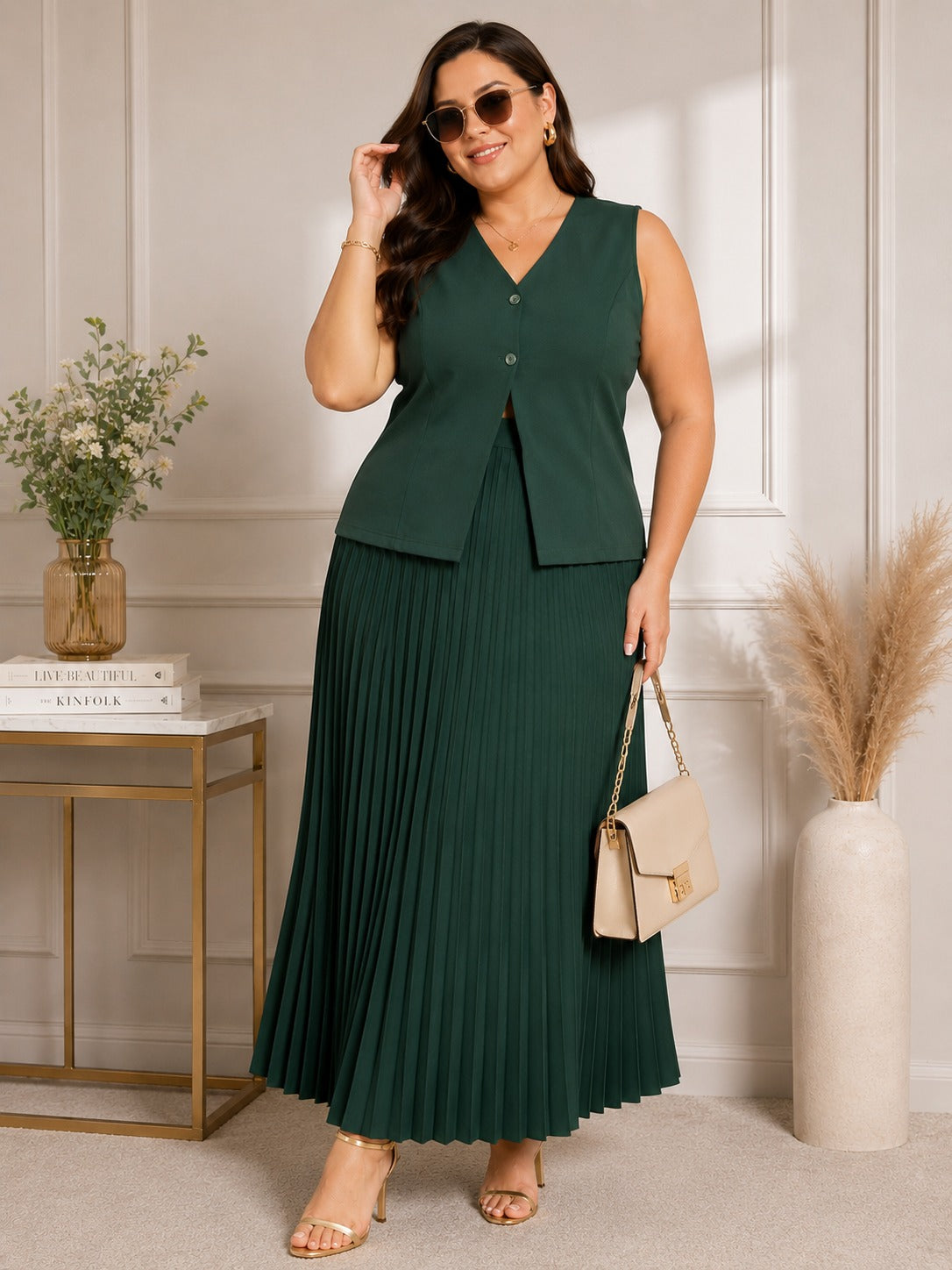 U&F Beyond Plus Size Emerald Pleated Co-Ord Set