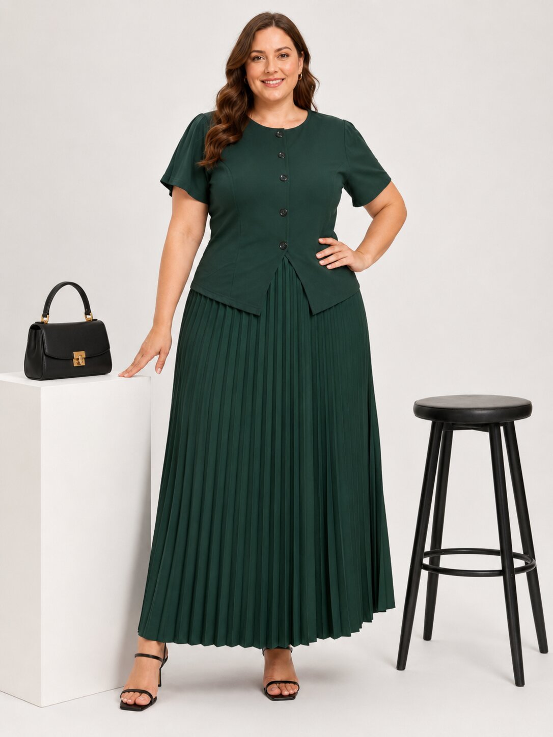 U&F Beyond Forest Green Plus Size Pleated Charm Co-ord Set