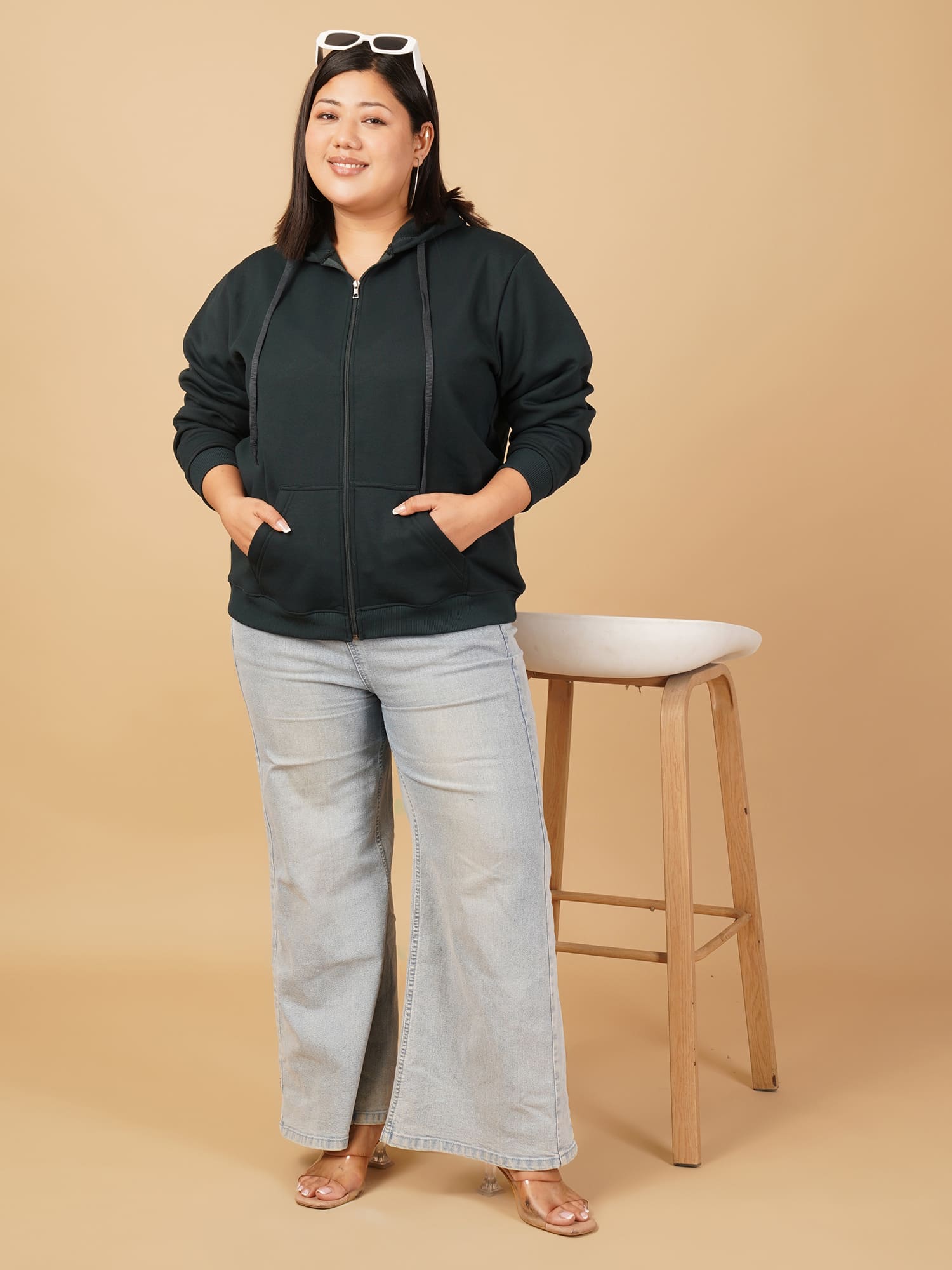 U&F Beyond Plus Size Cotton Green Solid Zip-Up Hooded Sweatshirt