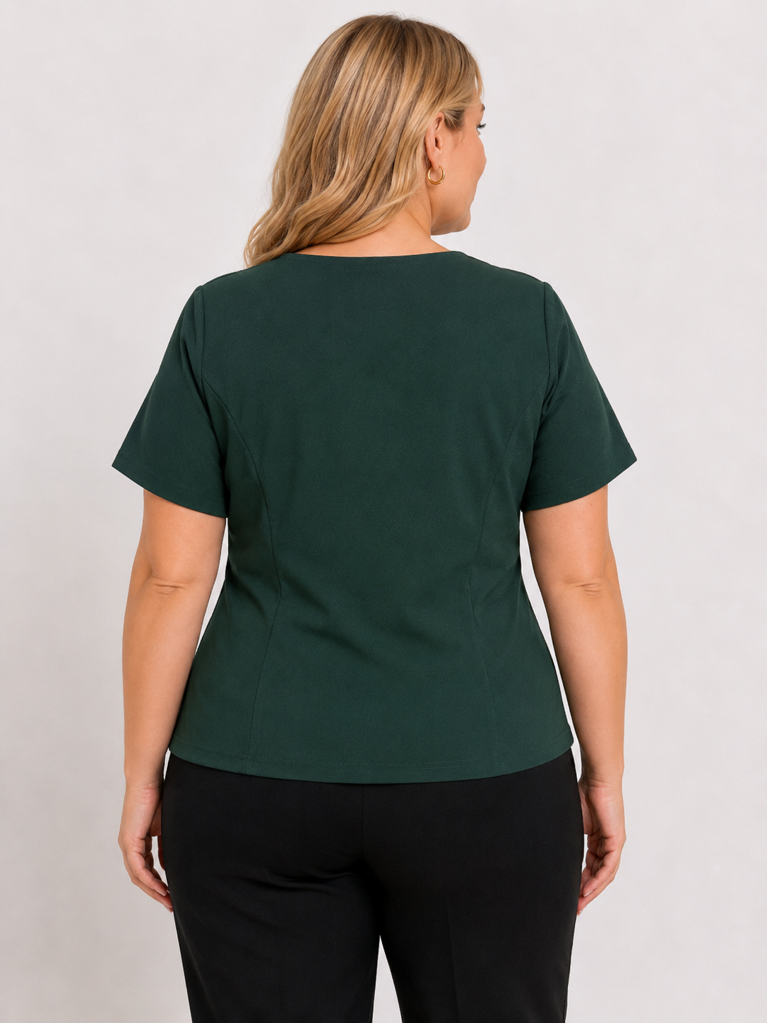 U&F Beyond Plus Size Emerald Ease Front-Button Top