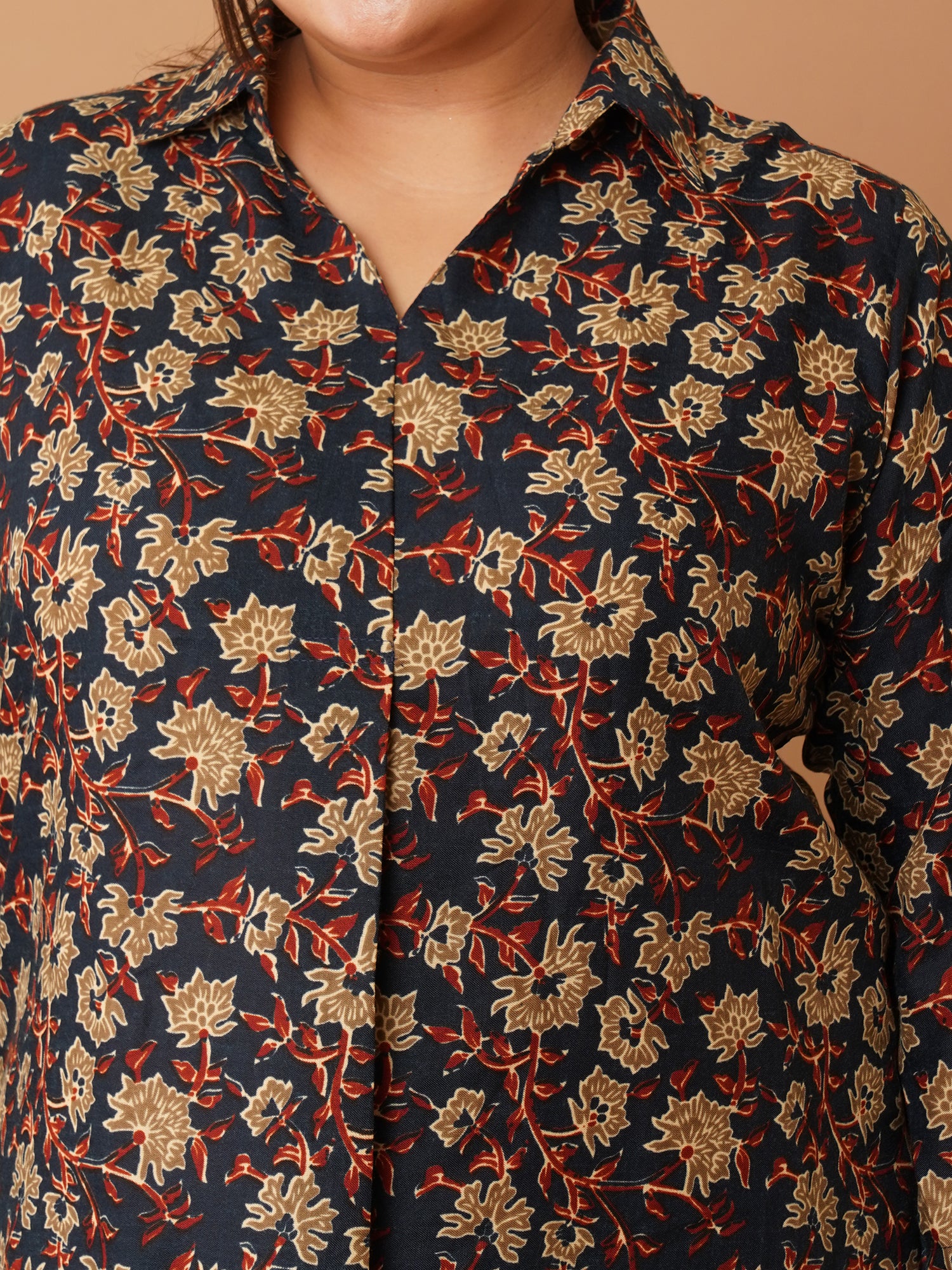 U&F Beyond Plus Size Navy Blue Floral Printed Longline Shirt Style Top