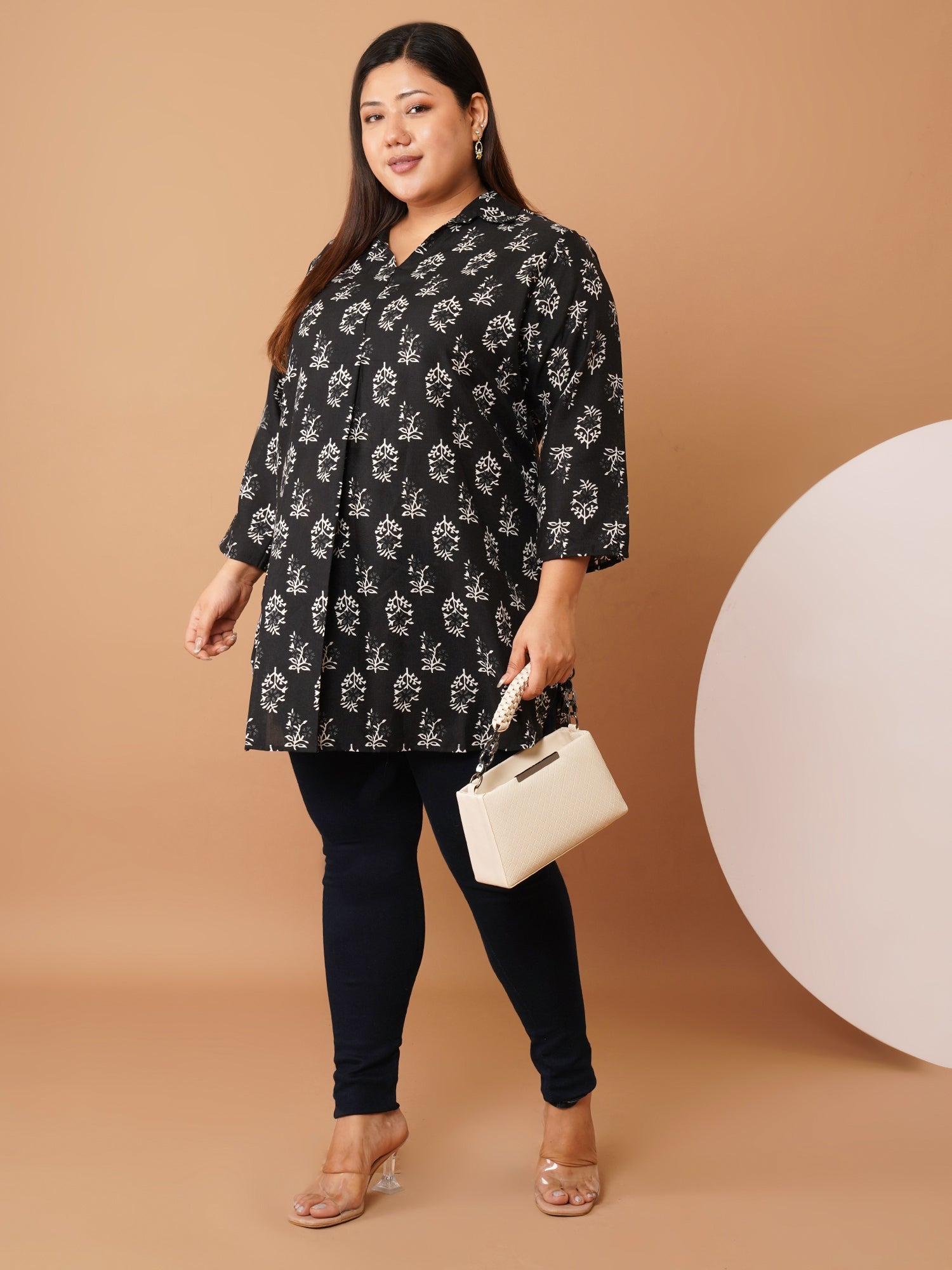 U&F Beyond Plus Size Black Floral Printed Longline Shirt Style Top
