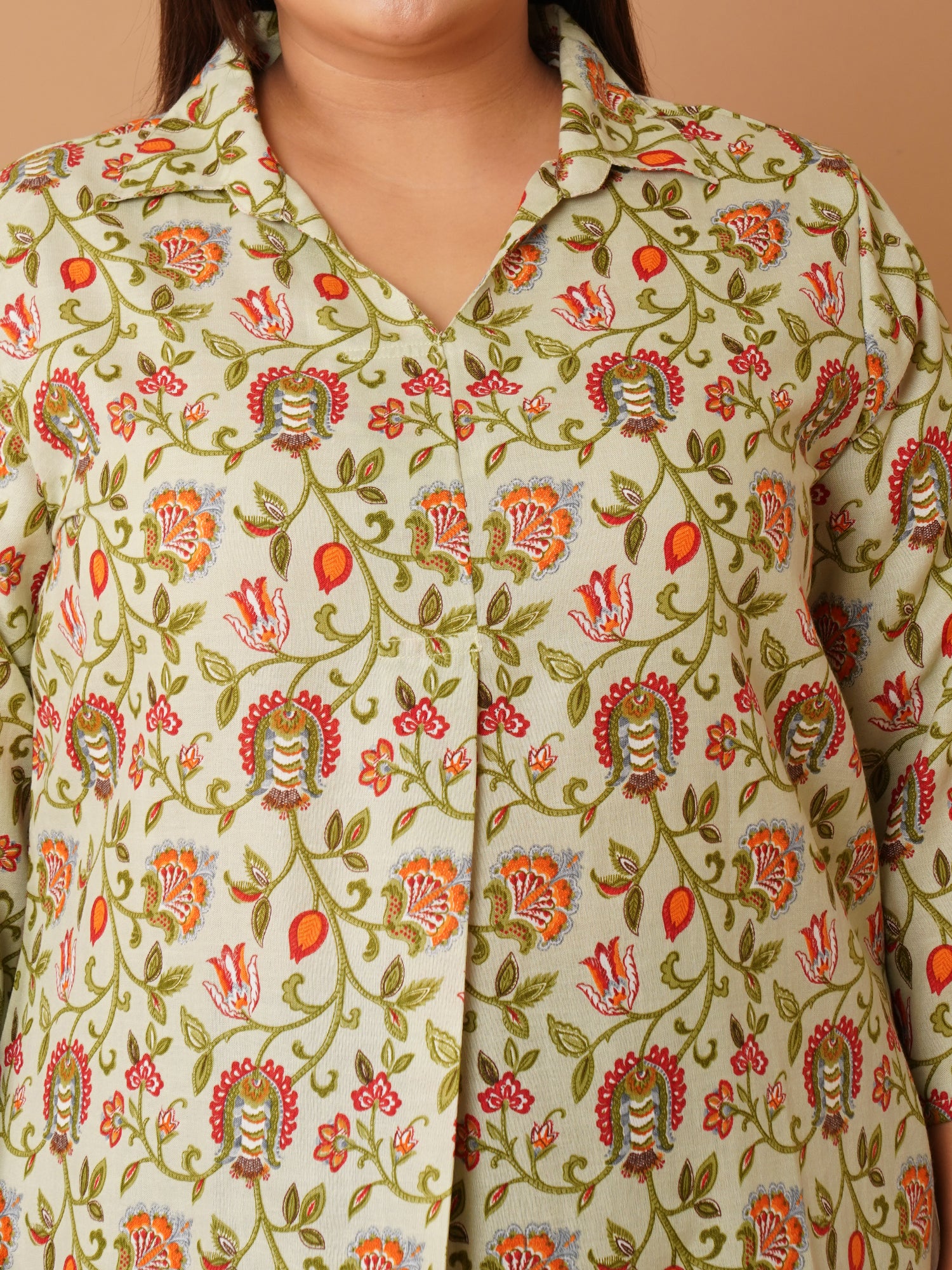 U&F Beyond Green Floral Printed Crepe Longline Shirt Style Top