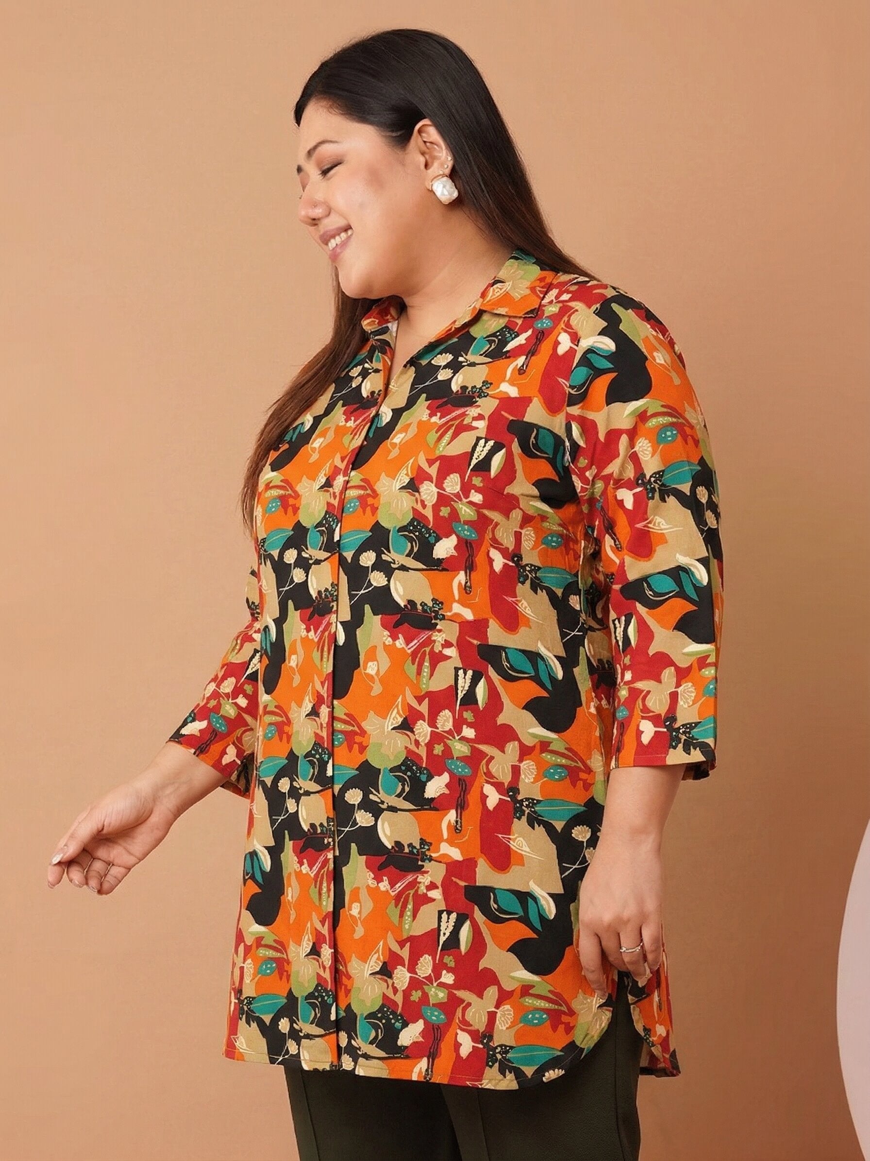 U&F Beyond Women`s Plus Size Orange Abstract Printed Shirt Style Top