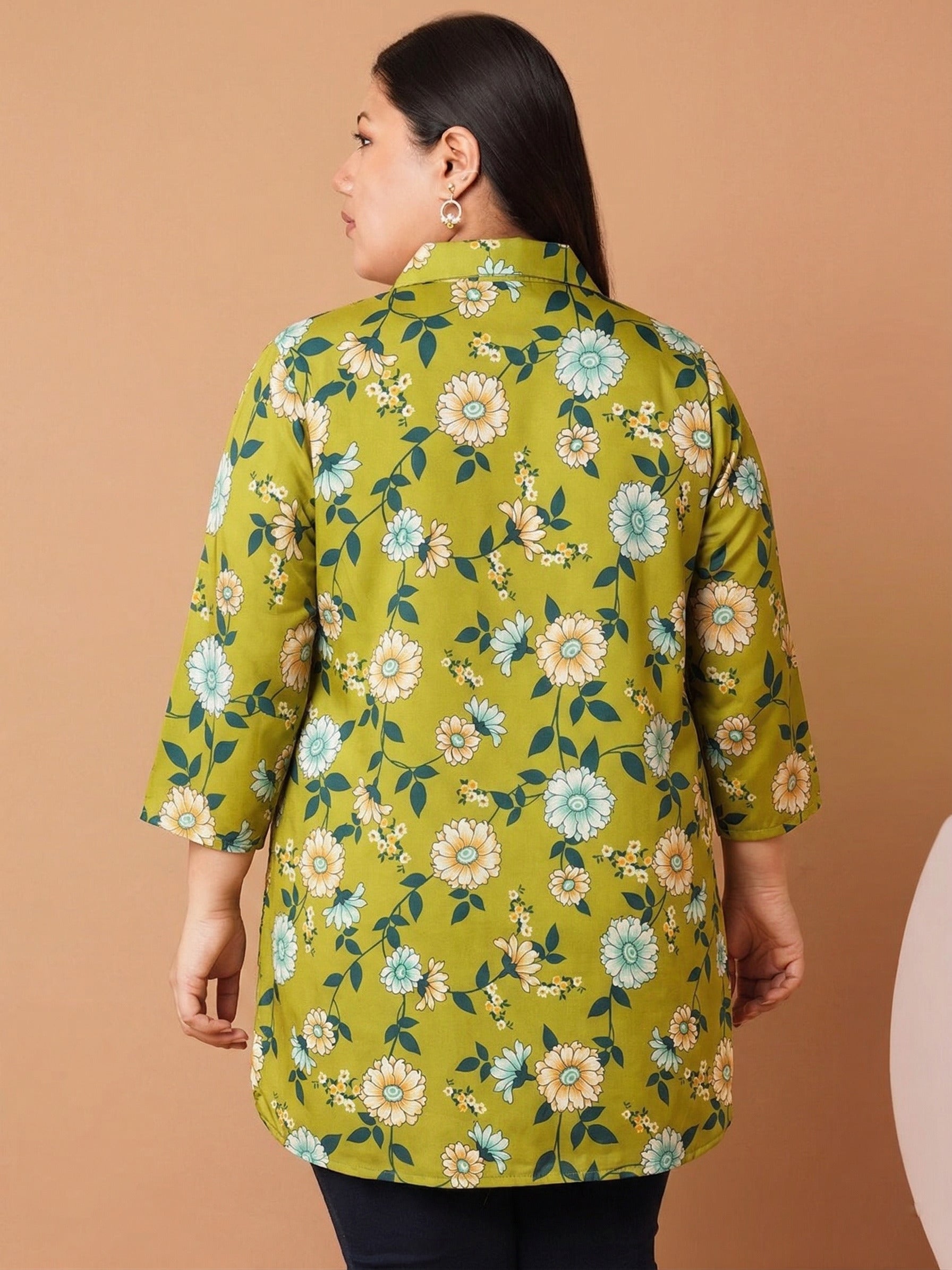 U&F Beyond Women`s Plus Size Green Floral Print Relaxed Fit Cotton Shirt Style Top