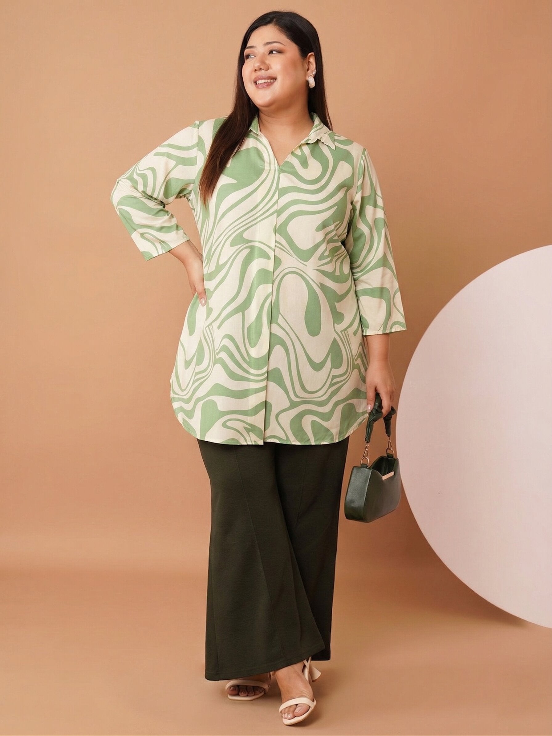 U&F Beyond Women`s Plus Size Mint Green Abstract Print Shirt Style Top