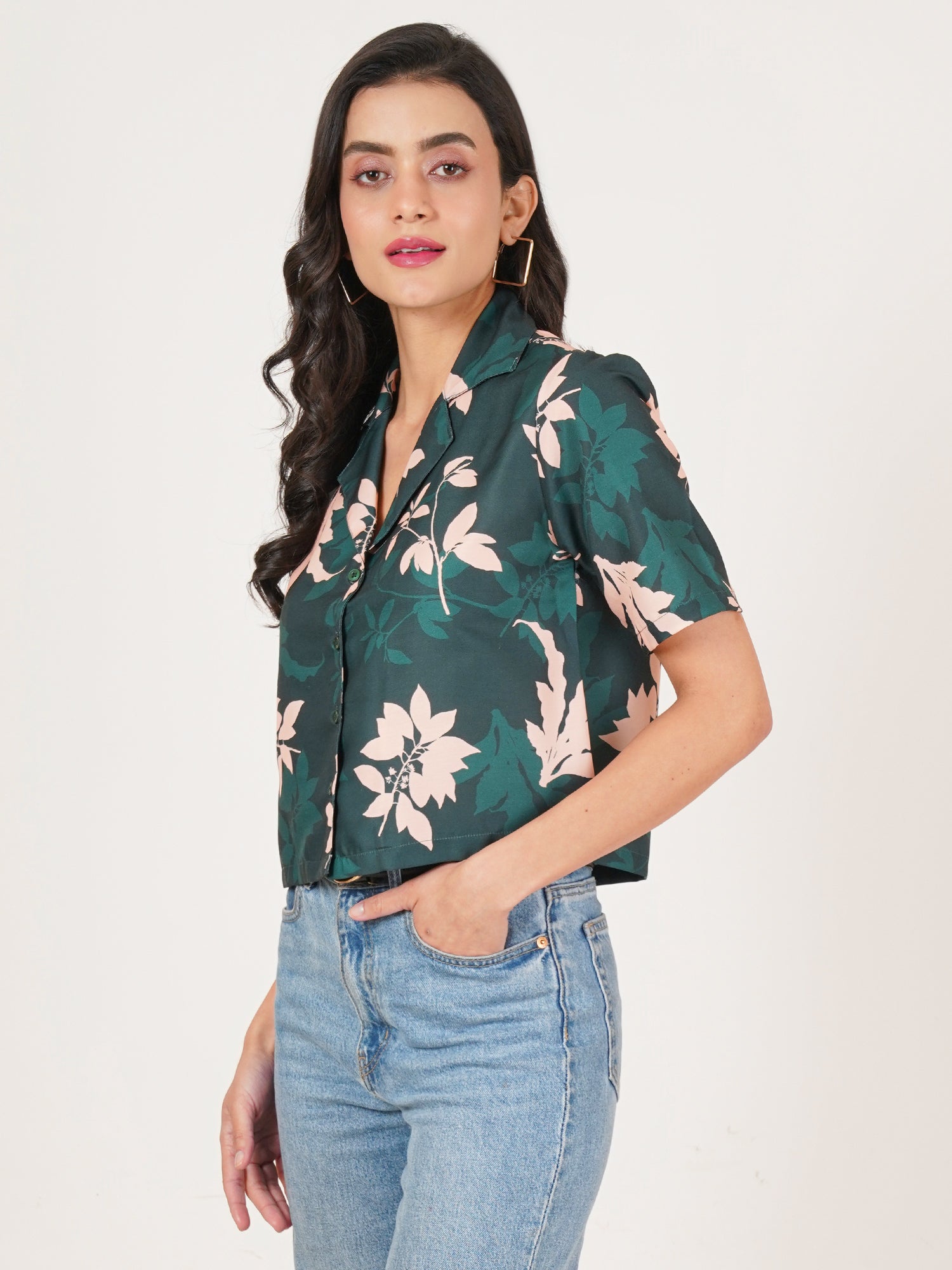 U&F Women Original Slim Fit Floral Opaque Printed Casual Shirt
